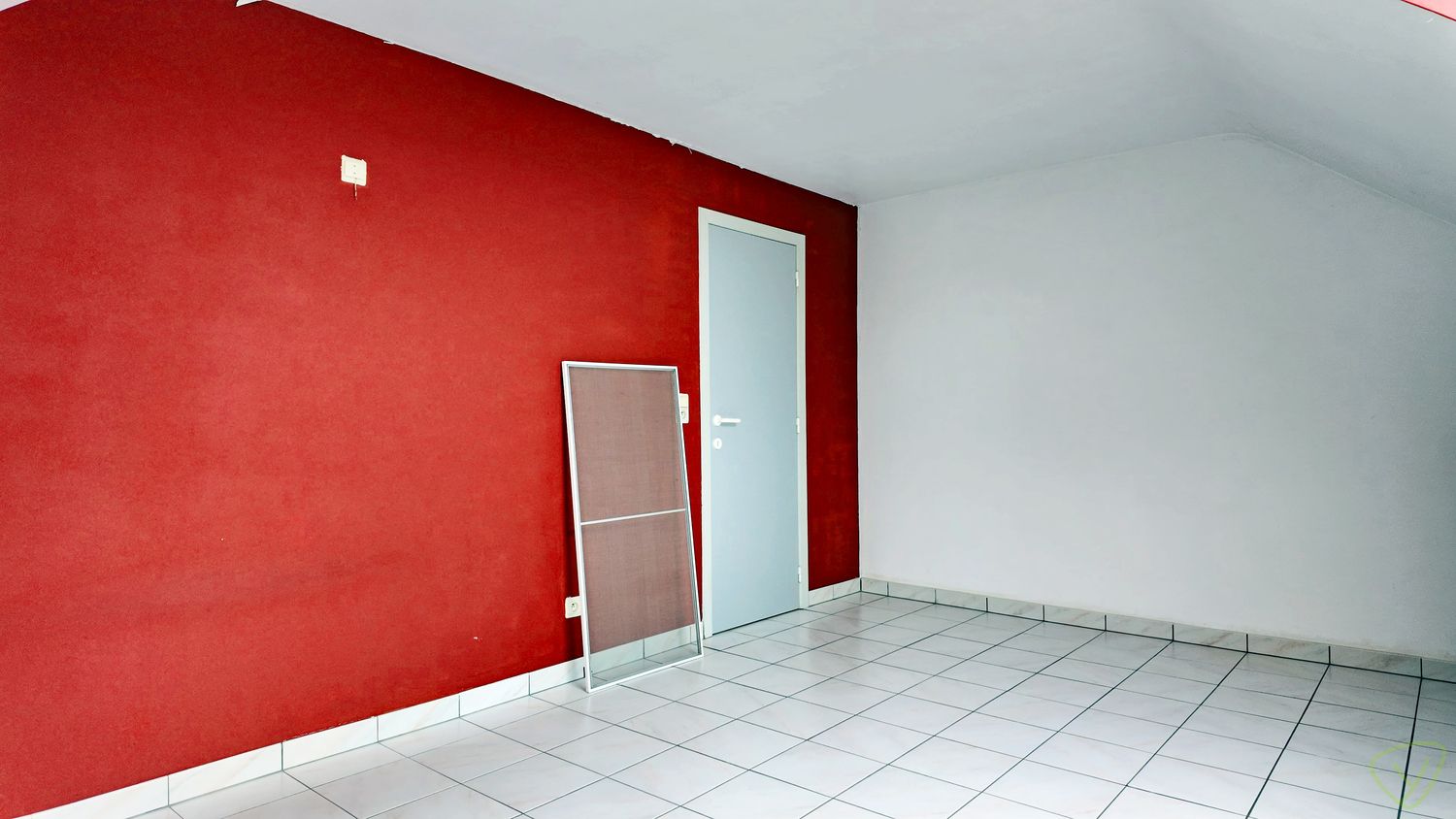 Ruime en lichtrijke duplex op een rustige locatie in Bassevelde! foto 13