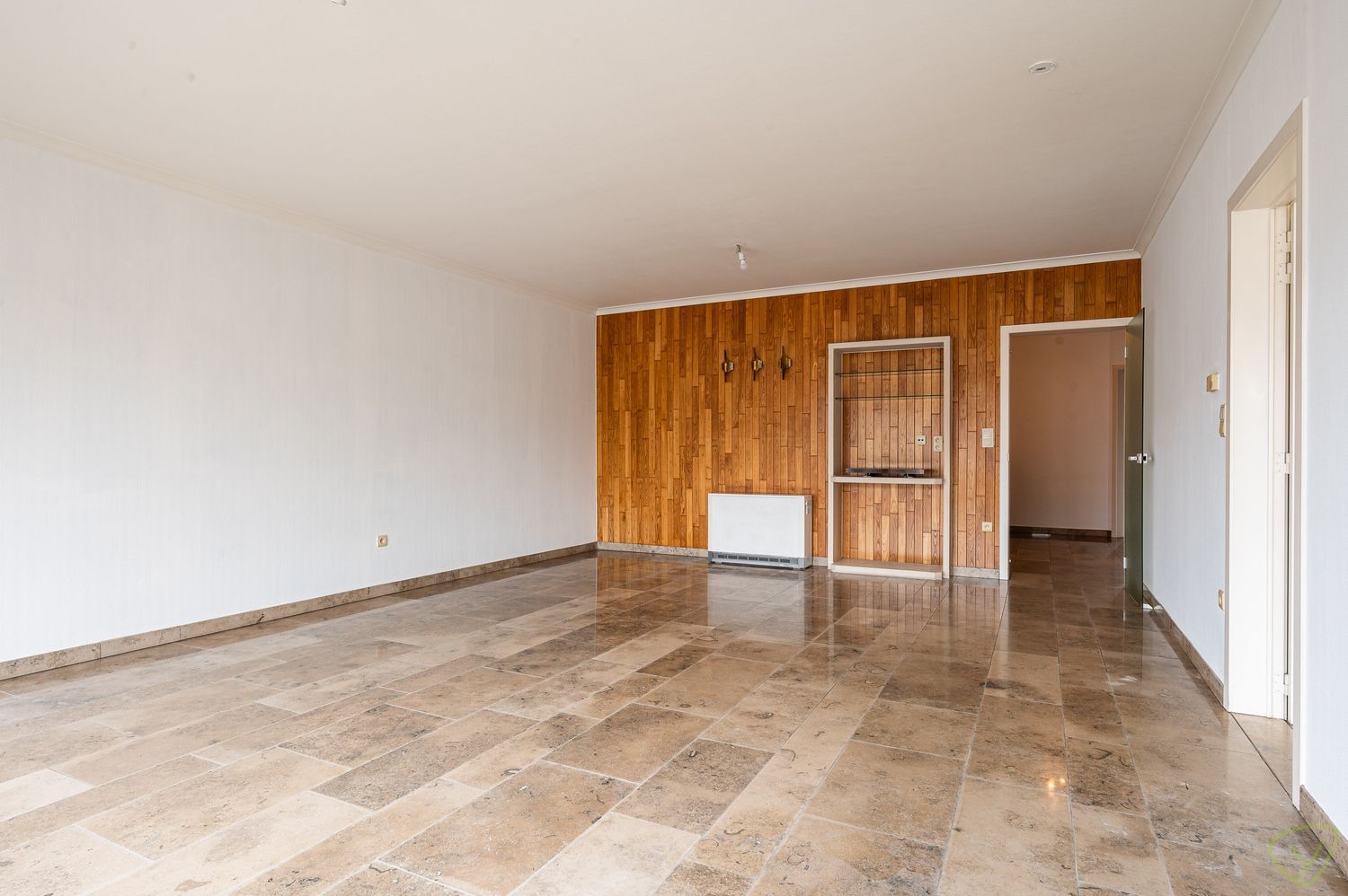Ruim en zonnig appartement in residentie "Mozart" te Eeklo foto 8