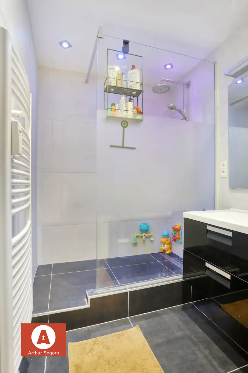 Energiezuinig appartement op topligging met 2 slaapkamers foto 13