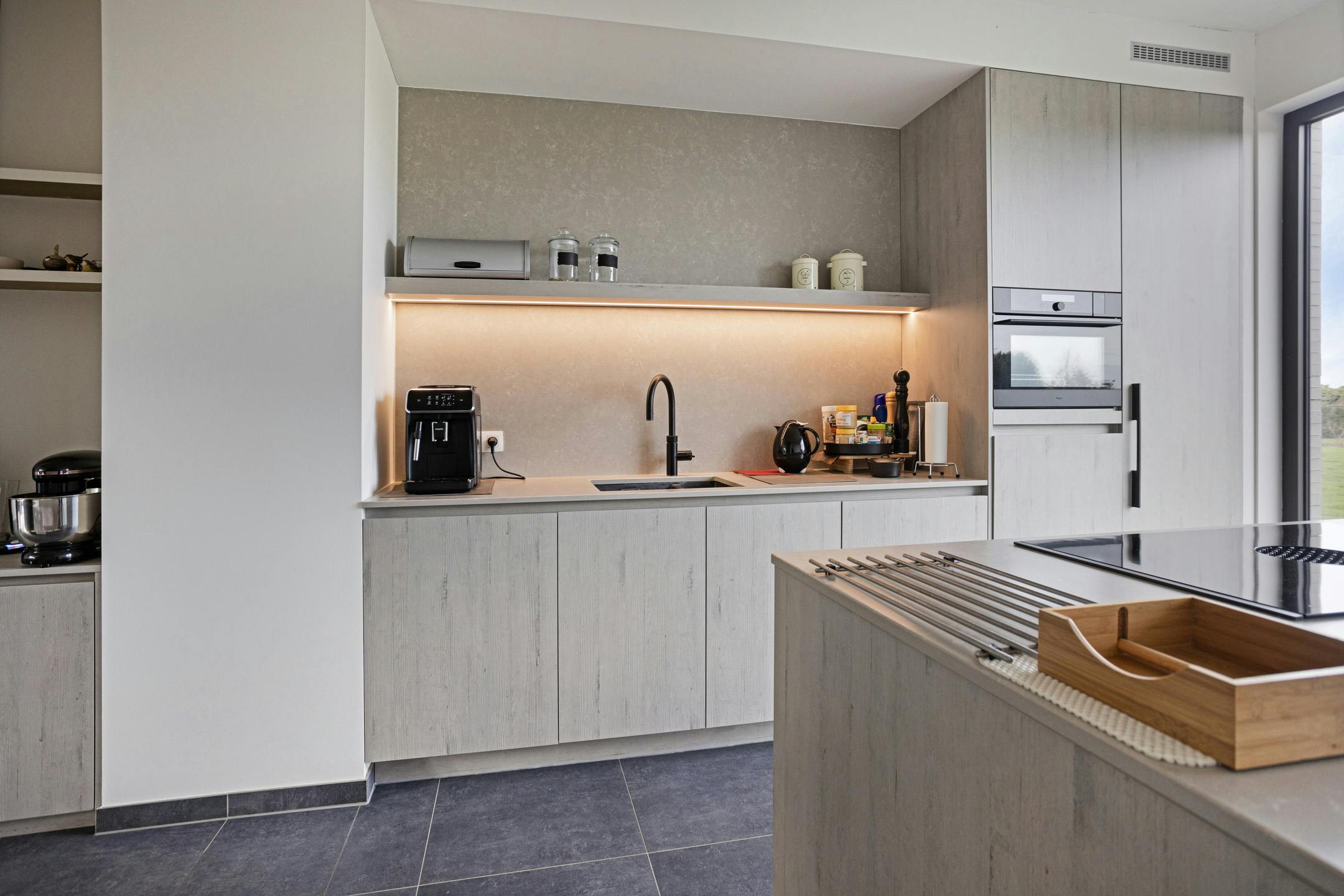 Ruime en kwalitatieve woning te koop in Brecht! foto 12