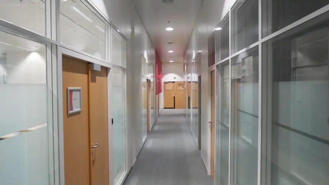 Kantoorruimte met dienstverlening in Lier foto 8