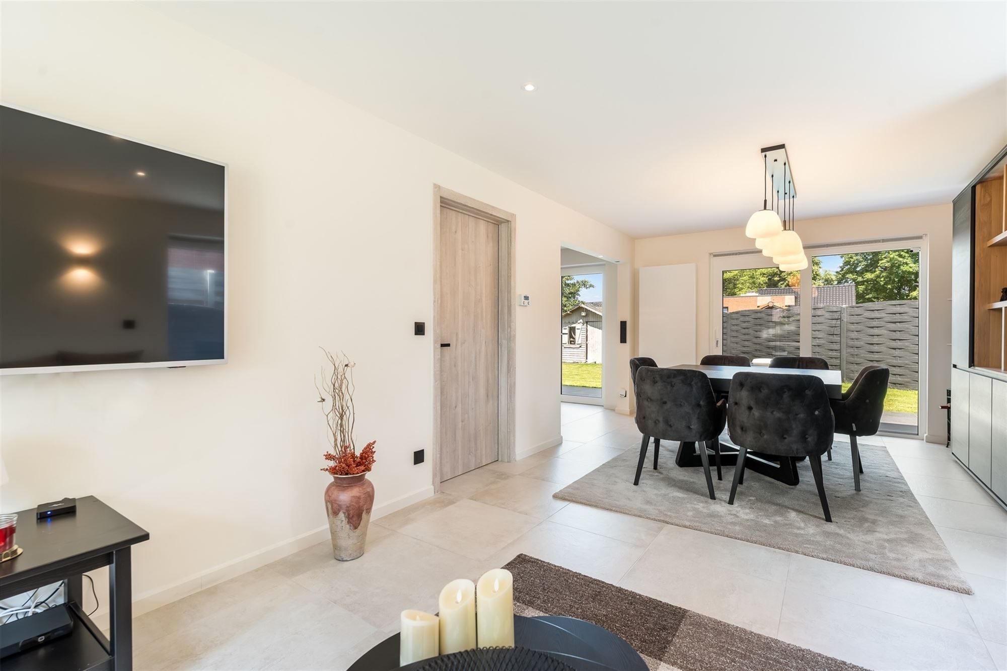 VOLLEDIG GERENOVEERDE WONING MET 3 SLAAPKAMERS OP EEN PERCEEL VAN 4A16CA TE PAAL foto 6
