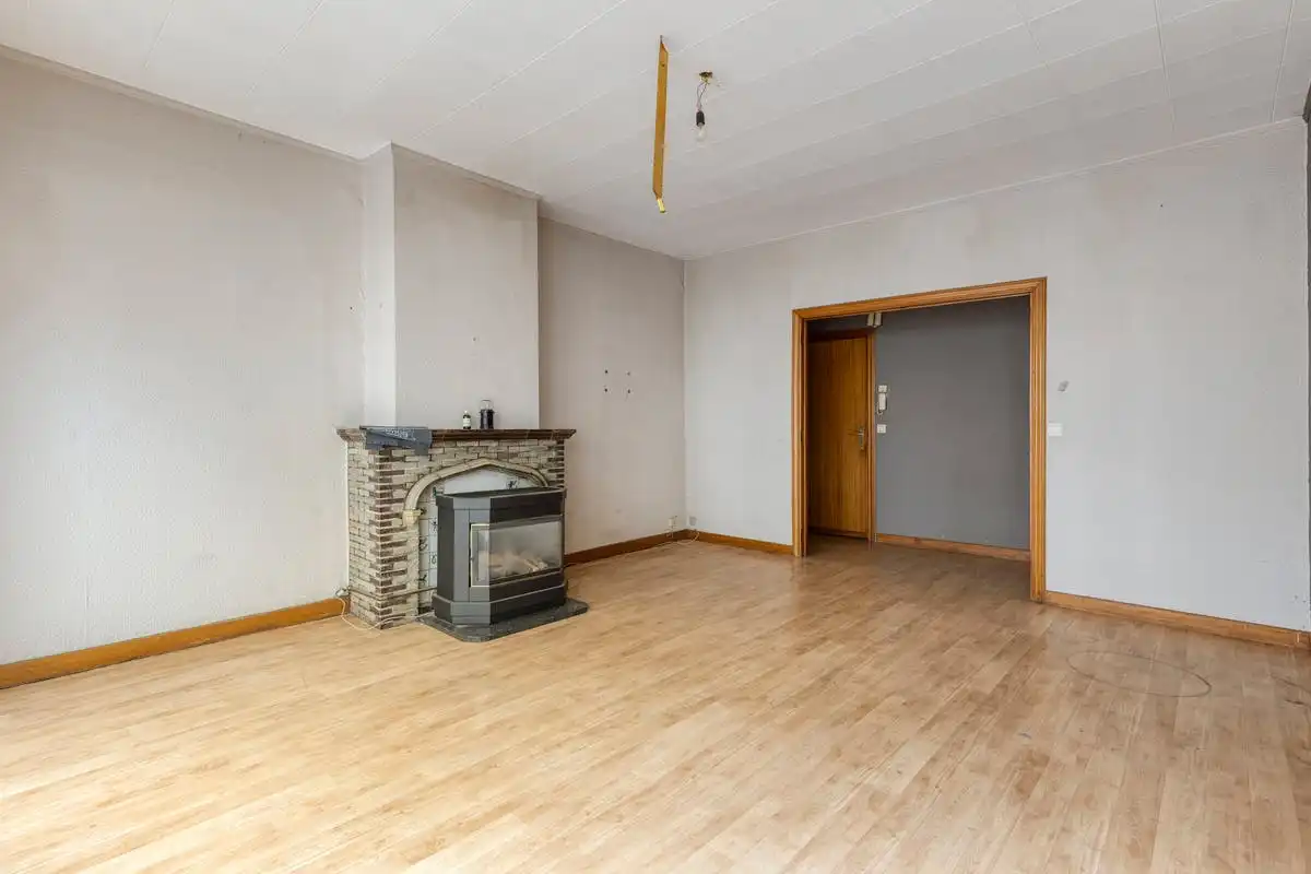 Opbrengsteigendom met renovatiepotentieel op toplocatie in Kortrijk foto 12