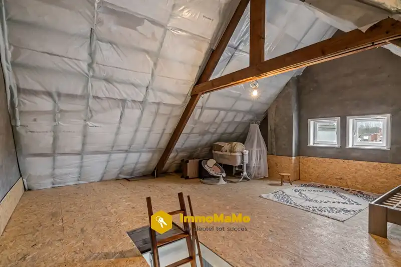 HUIS TE KOOP MET GROTE TUIN IN CENTRUM SINT-KRUIS-WINKEL foto 19