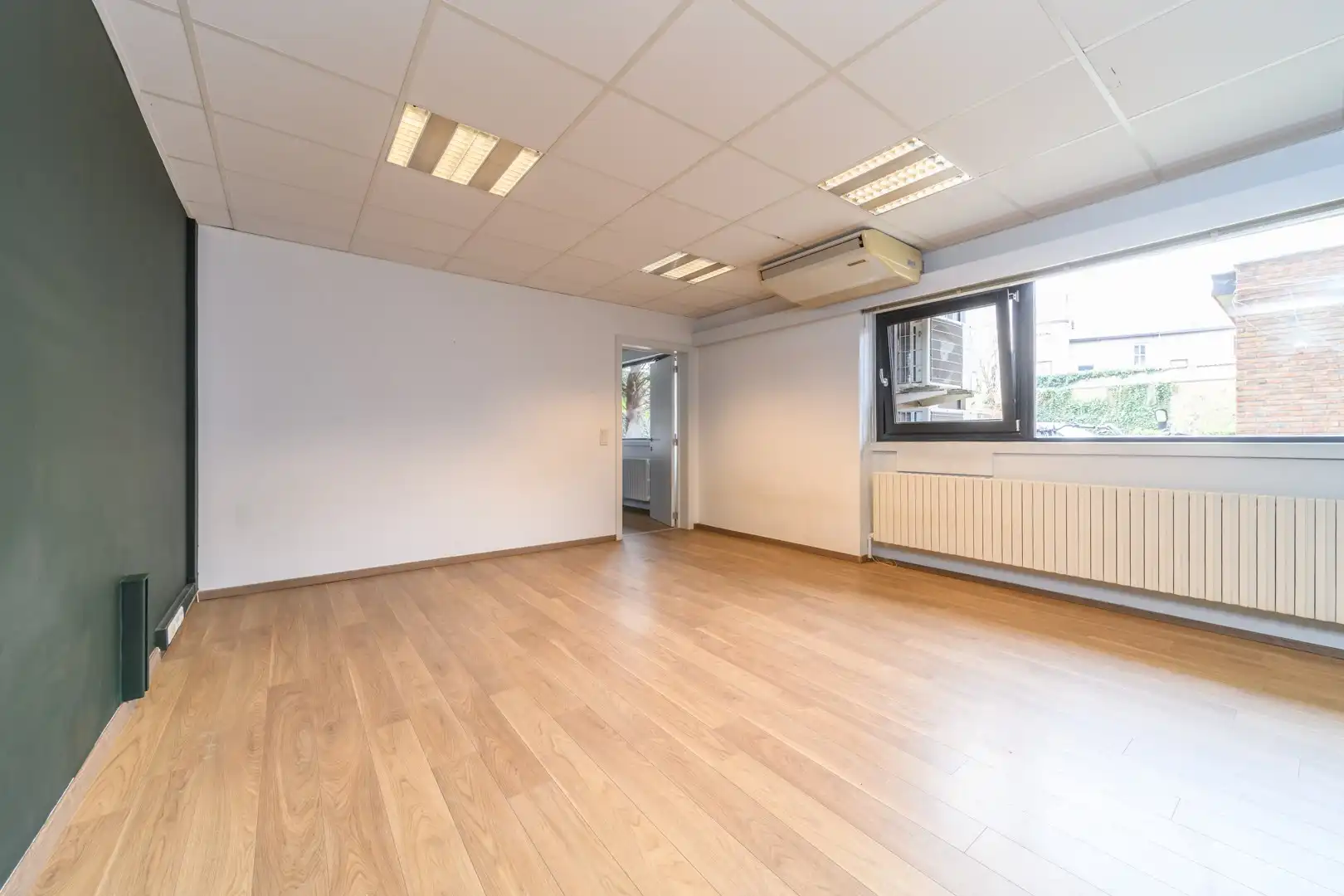 Kantoorruimte in centrum Aalst foto 6