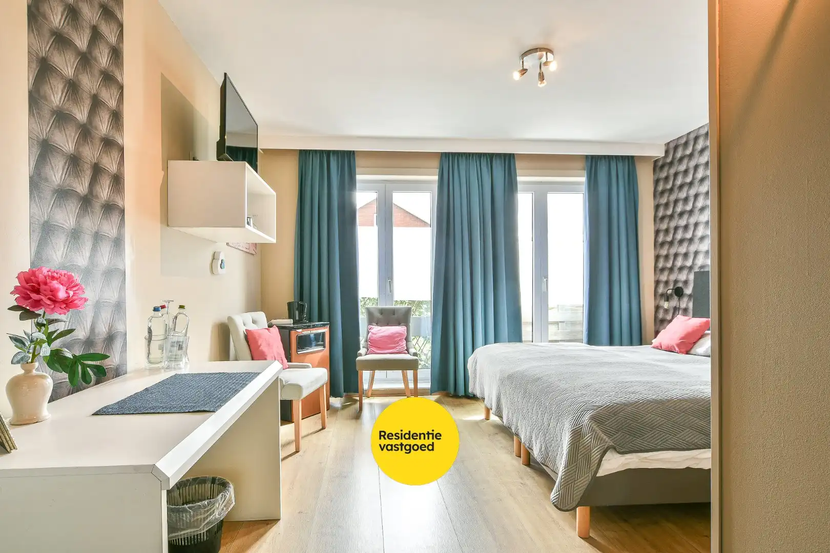 Unieke investeringskans: karaktervol hotel met 18 kamers & woonmogelijkheden te koop!  foto 13
