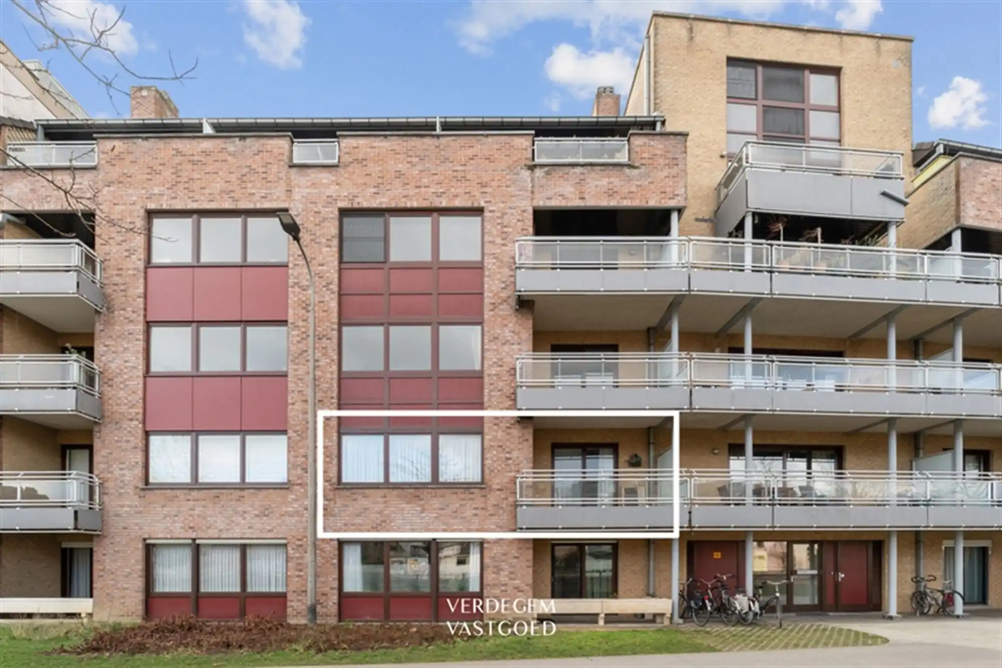 Appartement met 2 slaapkamers, 2 badkamers en 2 terrassen op unieke ligging foto 2