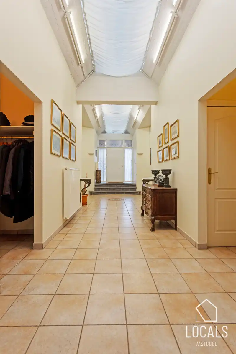 Unieke eigendom op toplocatie foto 14