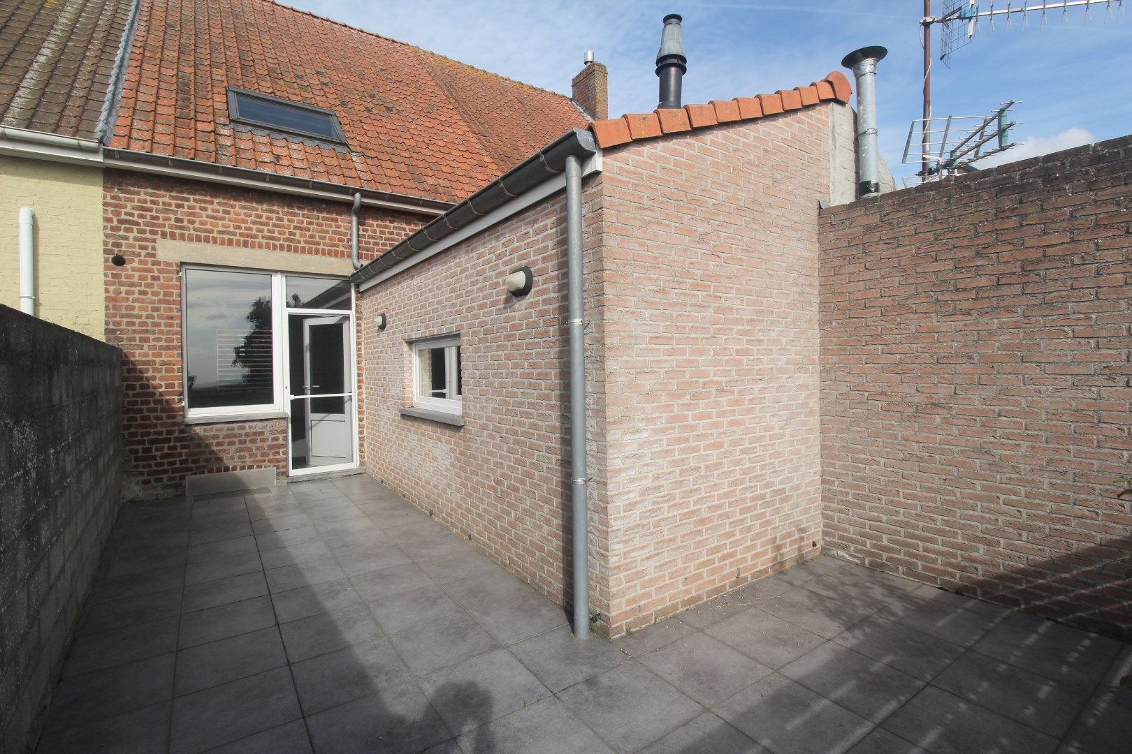 GEZELLIGE WONING MET 3 SLAAPKAMERS EN TERRAS foto 12