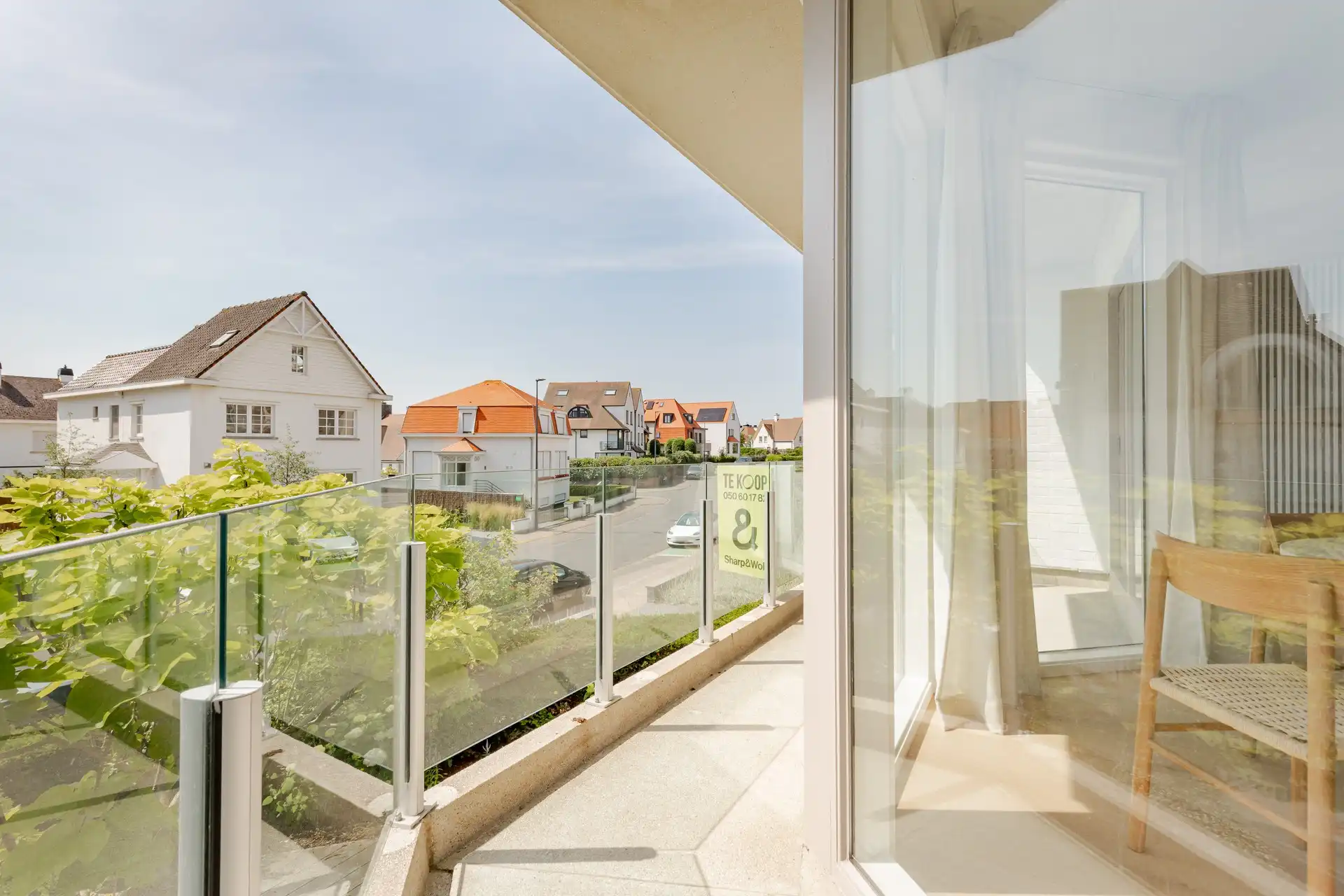 Prachtig gerenoveerd appartement in villaresidentie te Duinbergen foto 4
