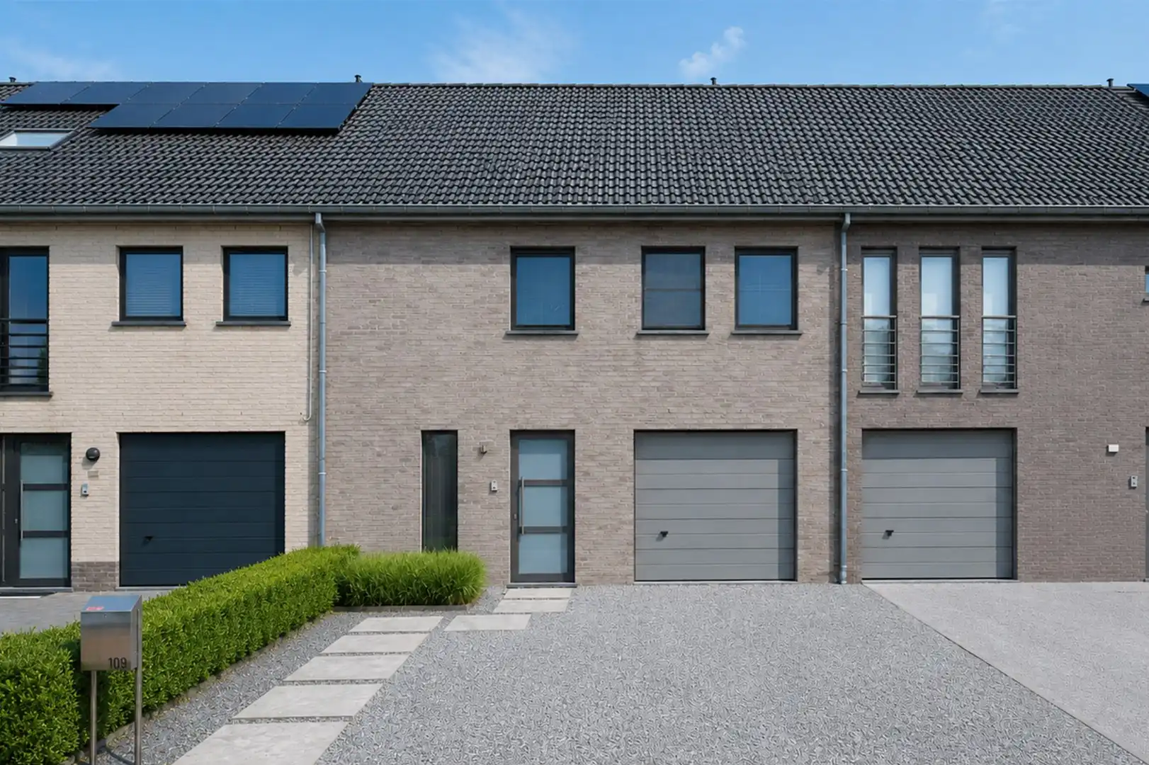 MAGNIFIEK RUIME GEZINSWONING TE BREDENE DORP foto {{pictureIndex}}