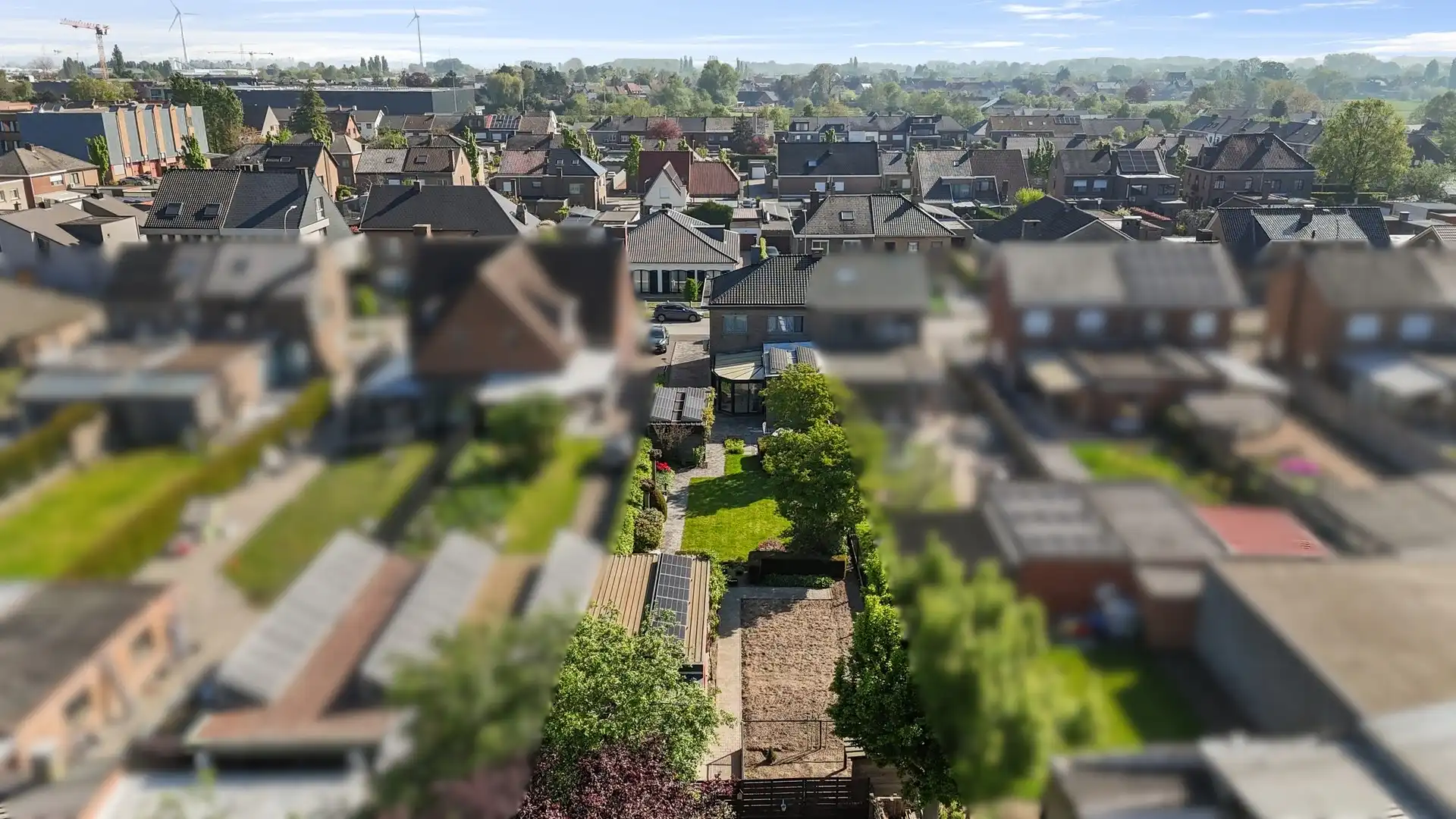 Ruime, energiezuinige halfopen bebouwing in een rustige straat nabij het centrum van Zele foto 16