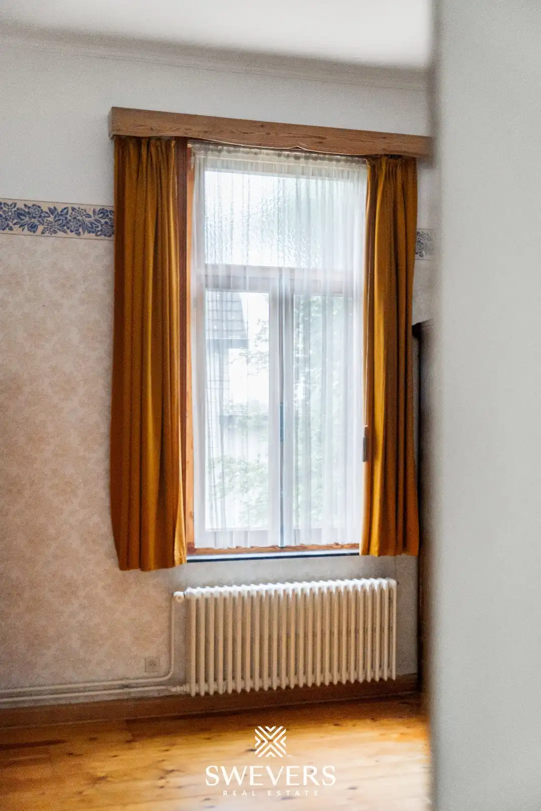 Karaktervolle herenwoning op knap perceel (20are) tegenover be-MINE foto 27