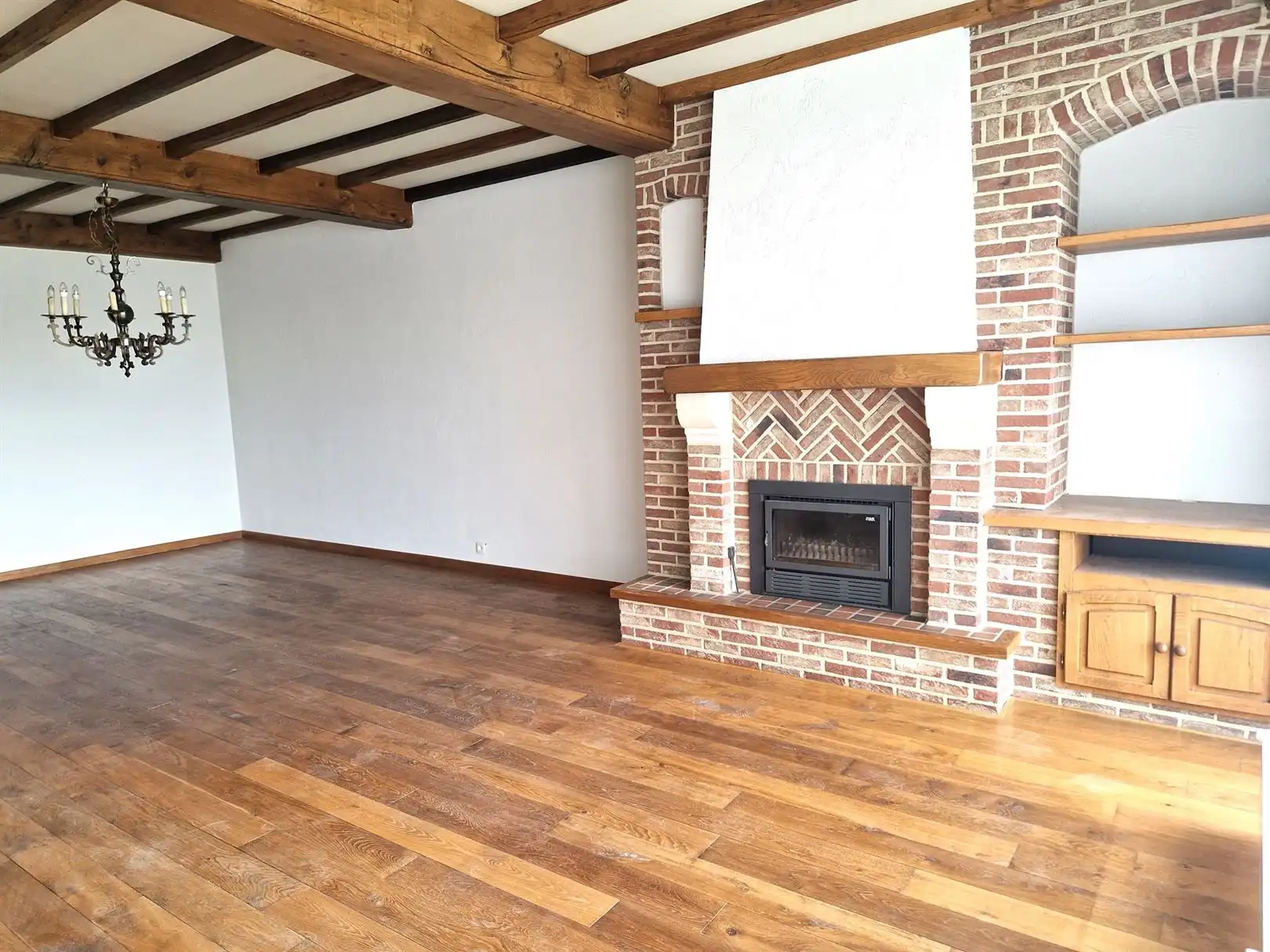 Zeer gunstig gelegen appartement met 2 terrassen op 5e vd. foto 4