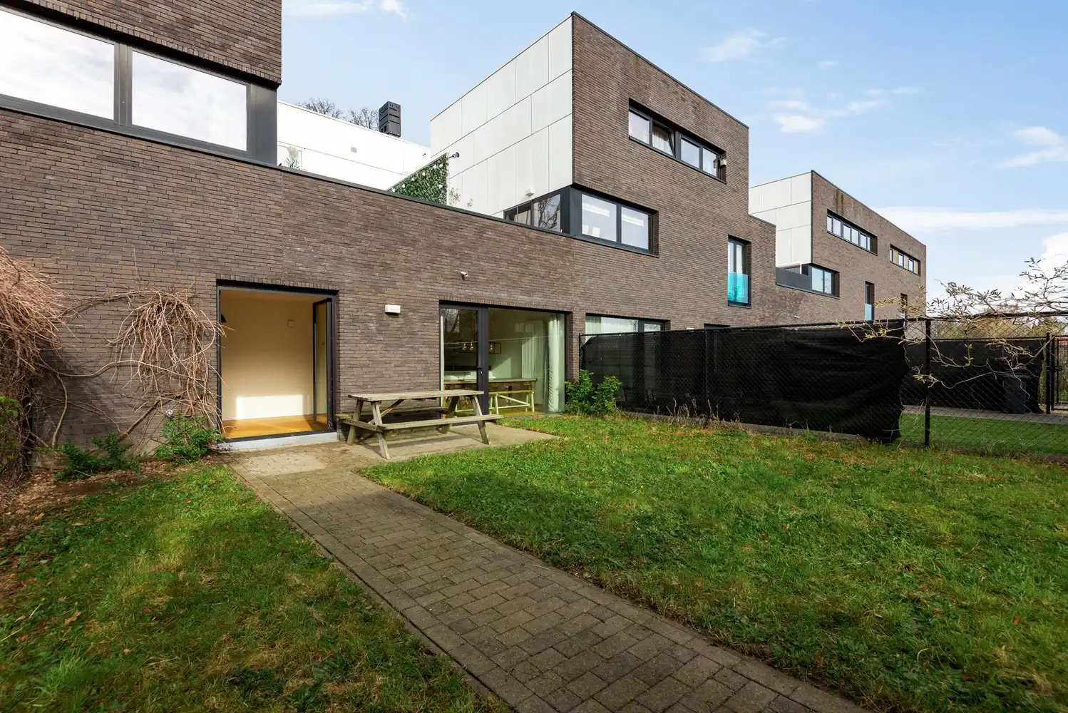 Instapklaar gelijkvloersappartement met 3 slaapkamers en een tuin in Wijnegem! foto 15