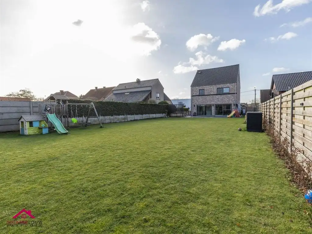 Energiezuinige vrijstaande woning in landelijke stijl foto 12