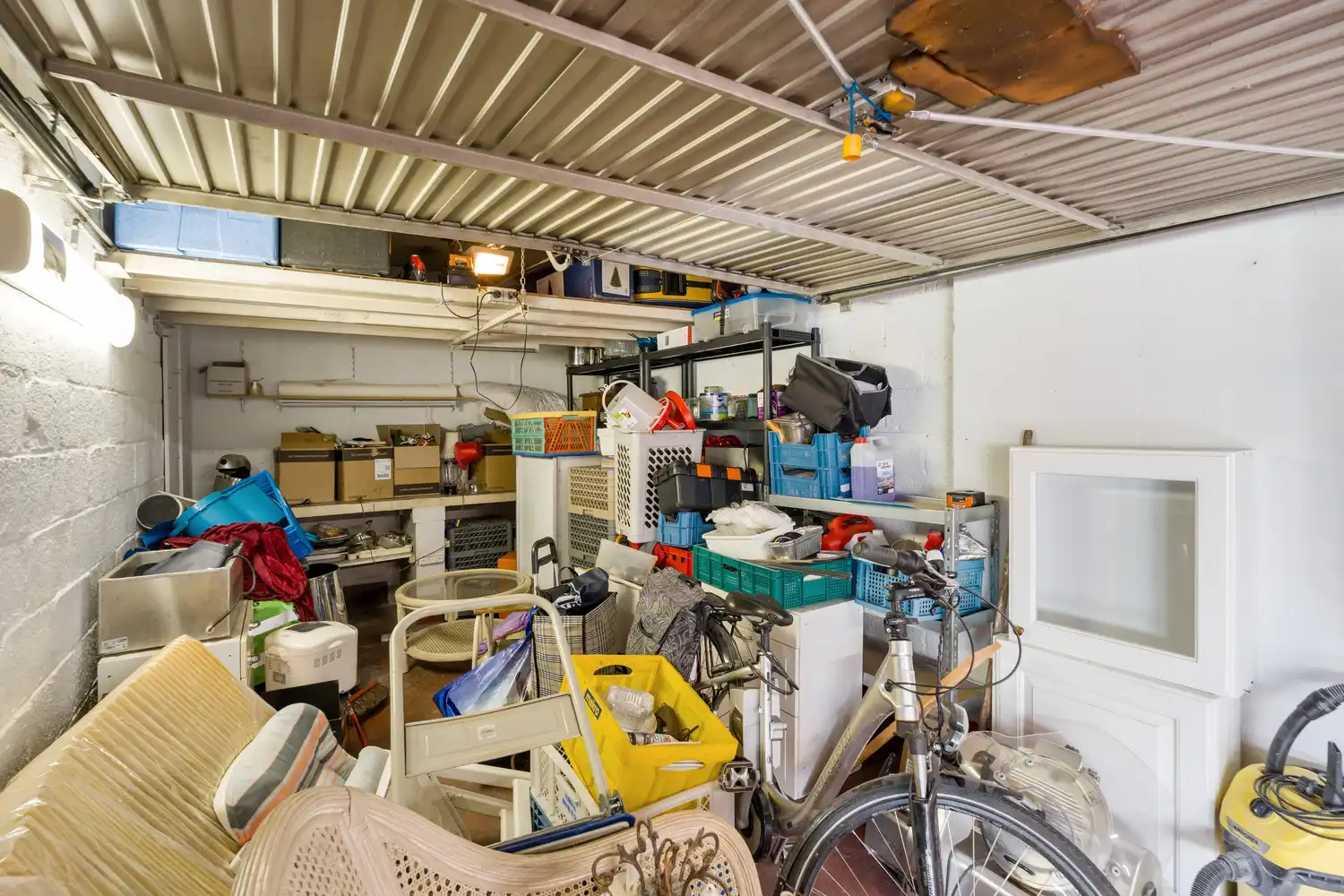 Appartement met garage en kelder op gunstige locatie! foto 22