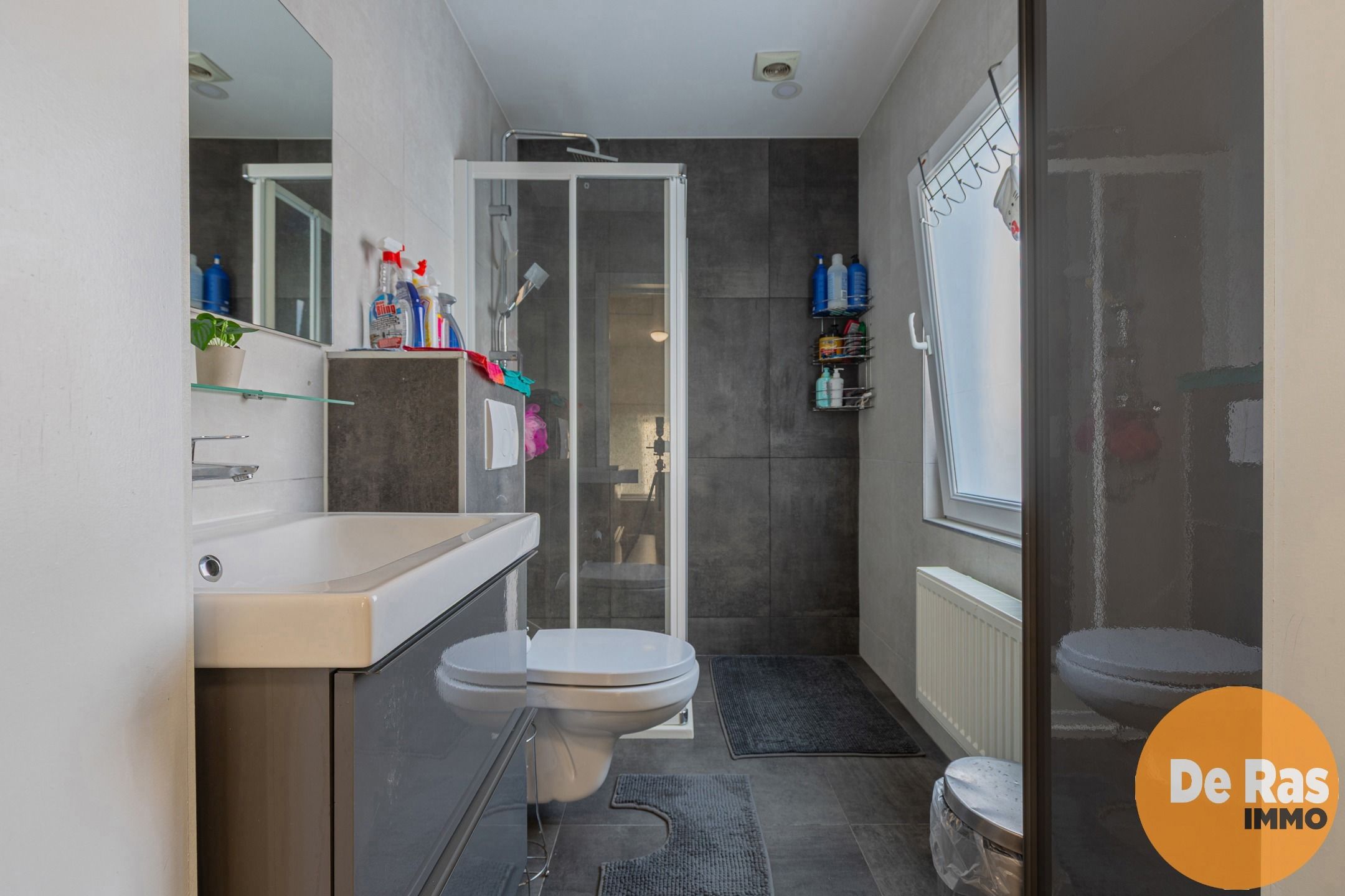 OORDEGEM - Instapklare woning met 4 kamers op goede locatie foto 21