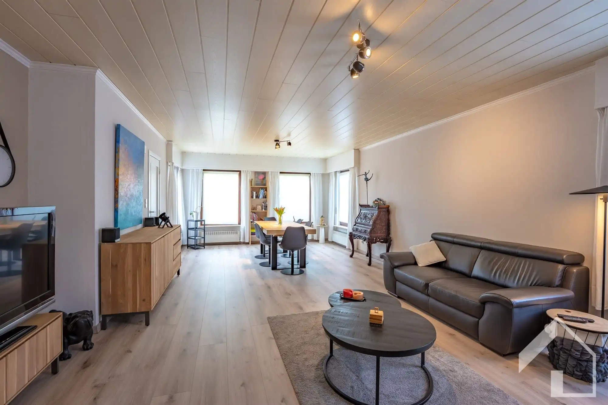 Ruime gelijkvloerse woning met 3 slaapkamers en garage foto 5