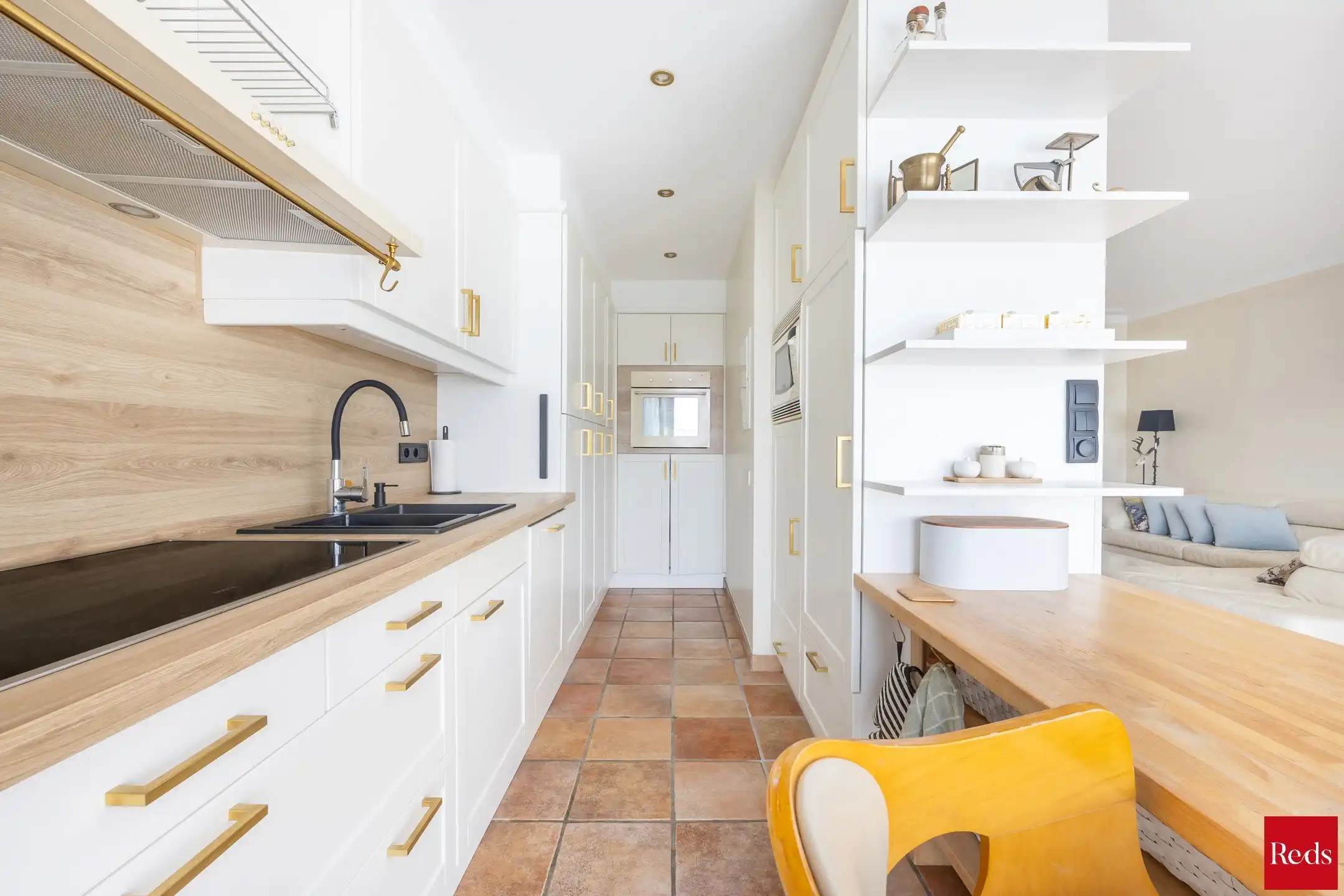 Zeer verzorgd en mooi appartement met 2 slaapkamers en terras foto 19
