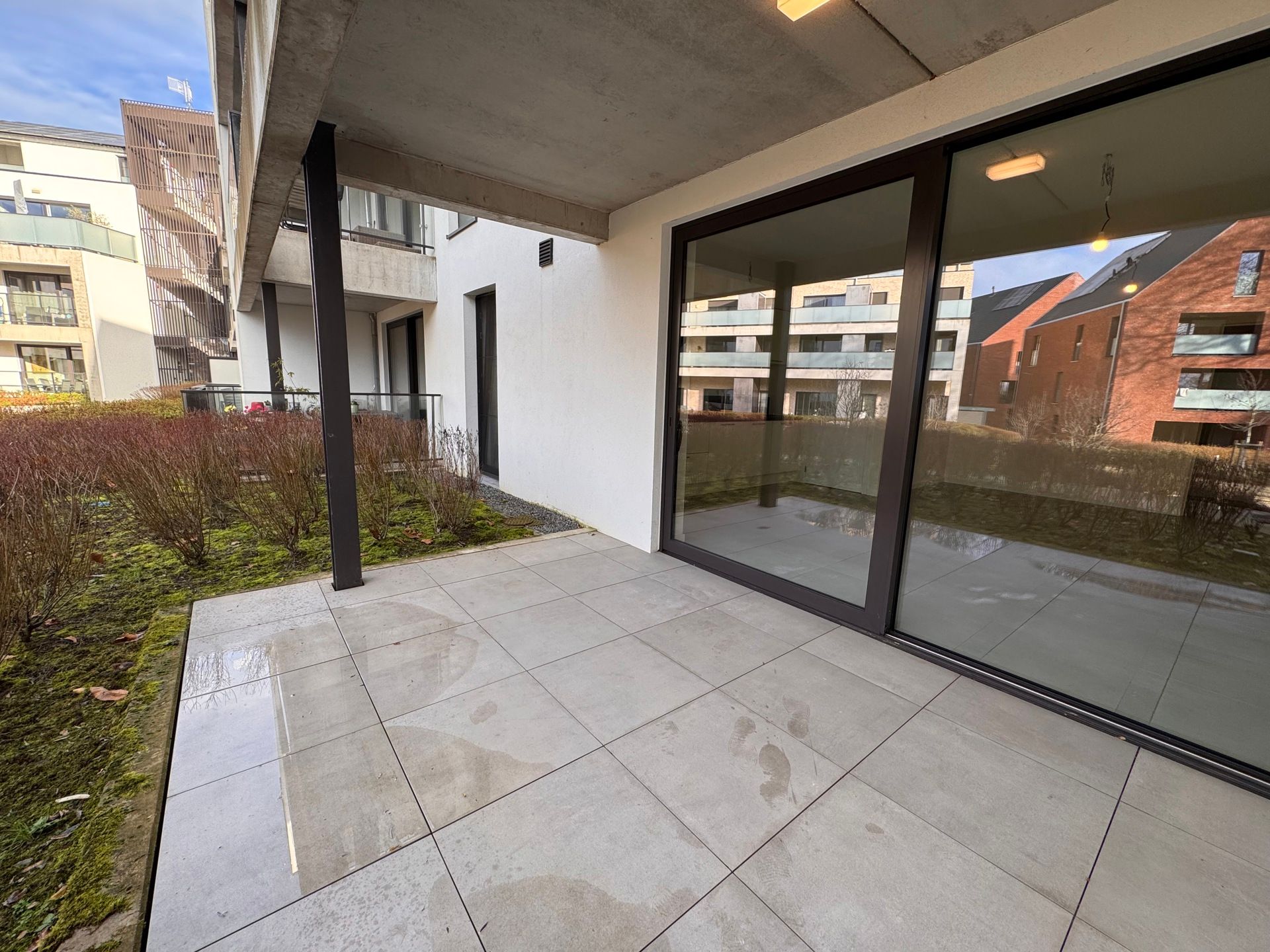 Energiezuinig gelijkvloers appartement met terras foto 12