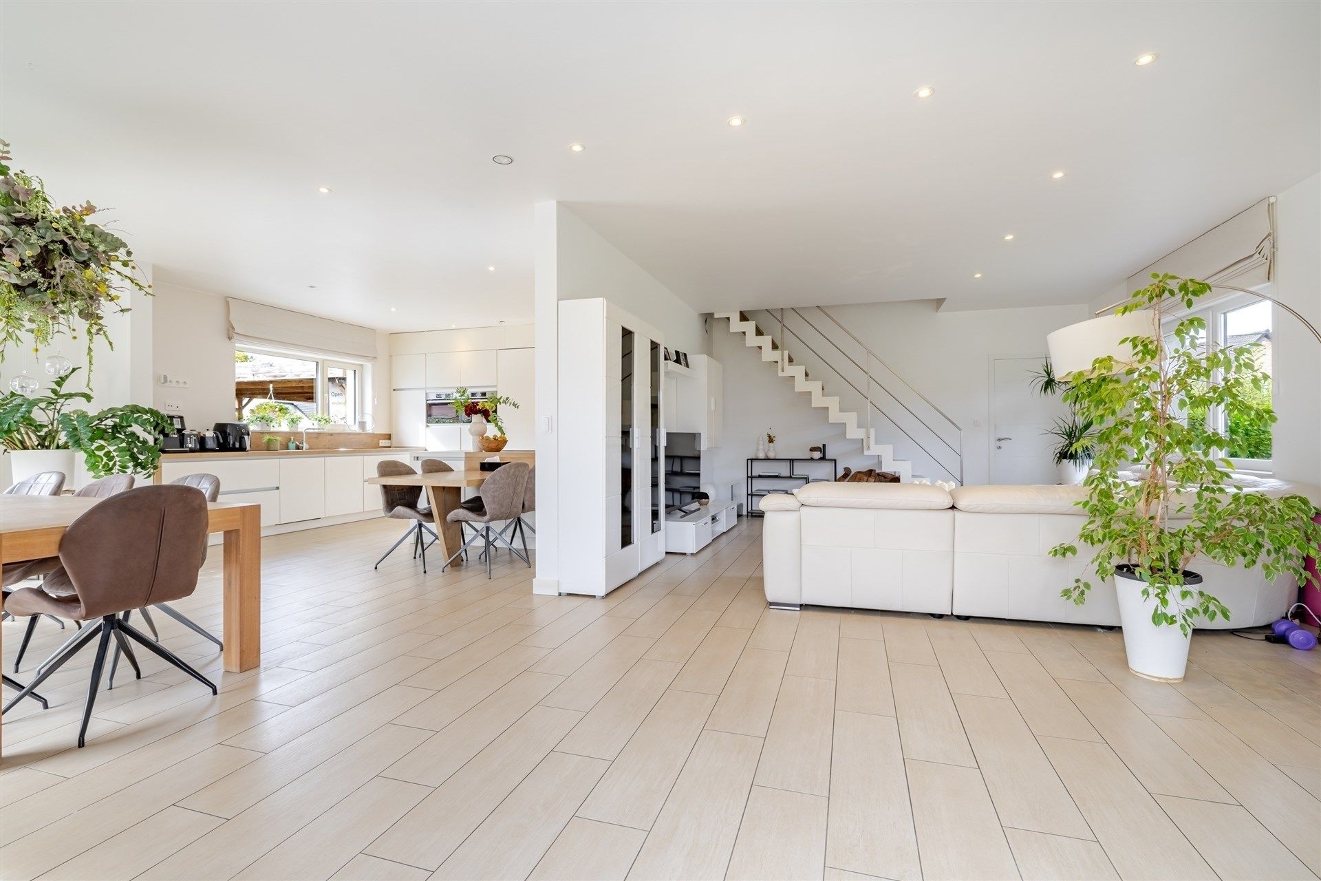Prachtige villa met 4 slaapkamers! foto 8