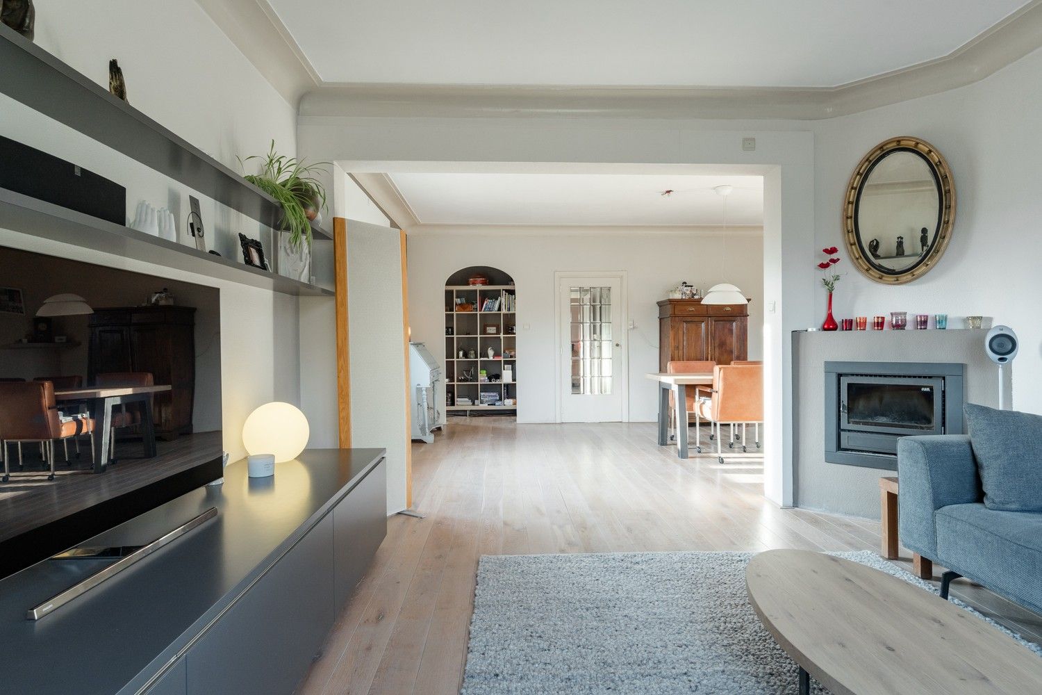 Karaktervolle vrijstaande woning nabij de Nederlandse grens foto 9