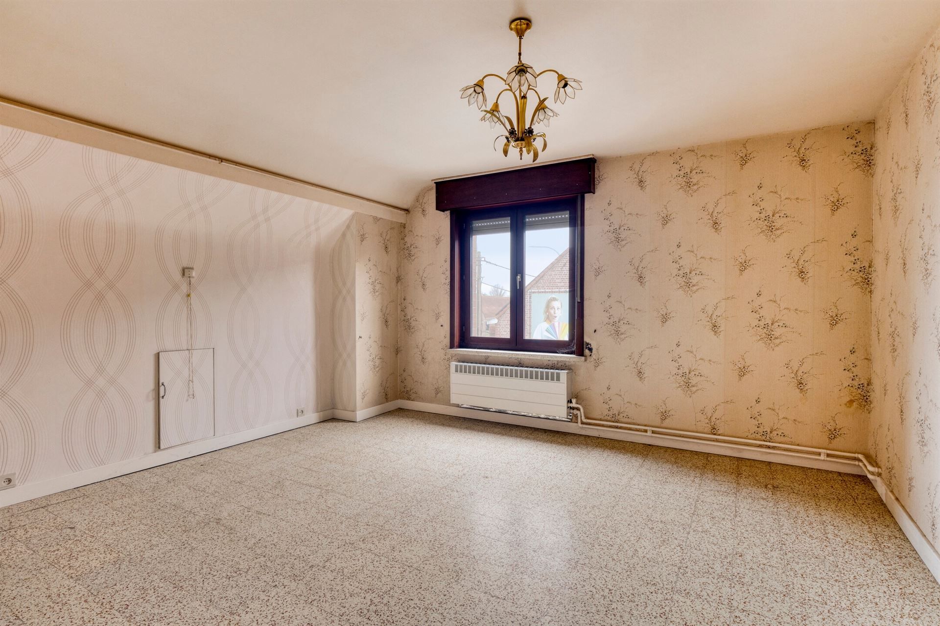 Stevige woning, met atelier en grote tuin. foto 13