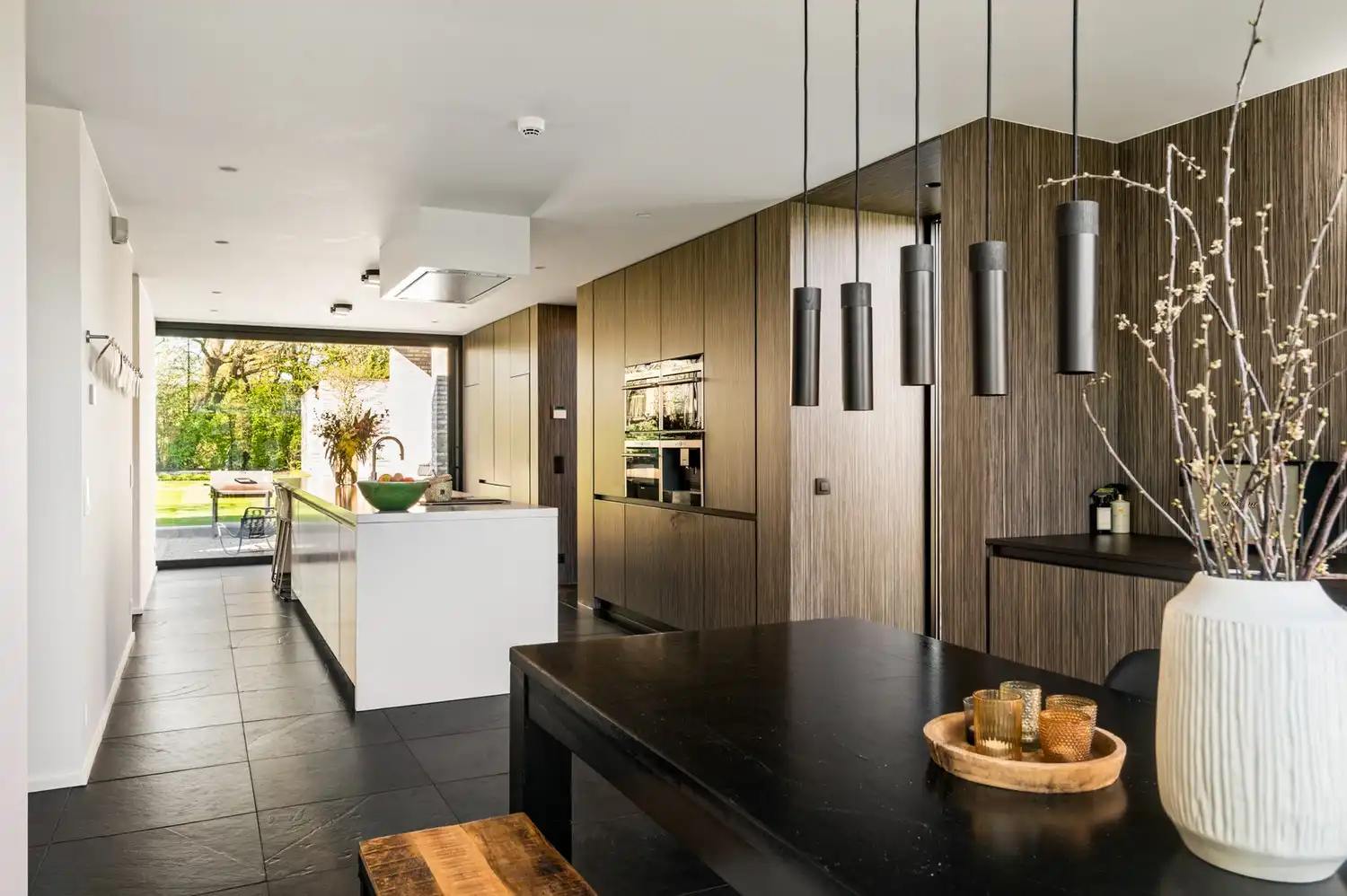 Energiezuinige villa met zwembad, wellness en praktijkruimte op een perceel van 998 m² te Putte foto 15