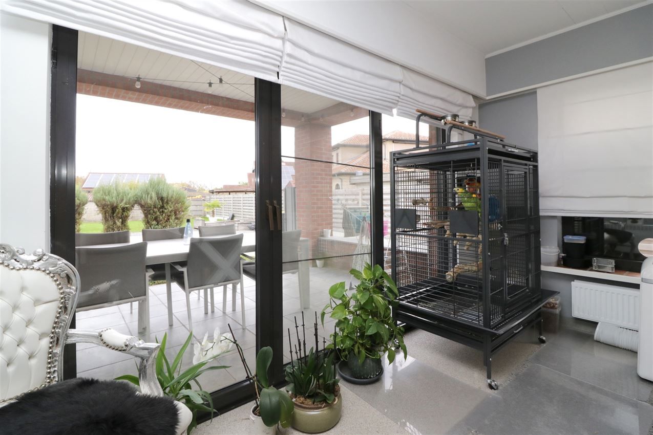 Gezellige woning, 4 slpk., inpandige garage, tuin foto 9