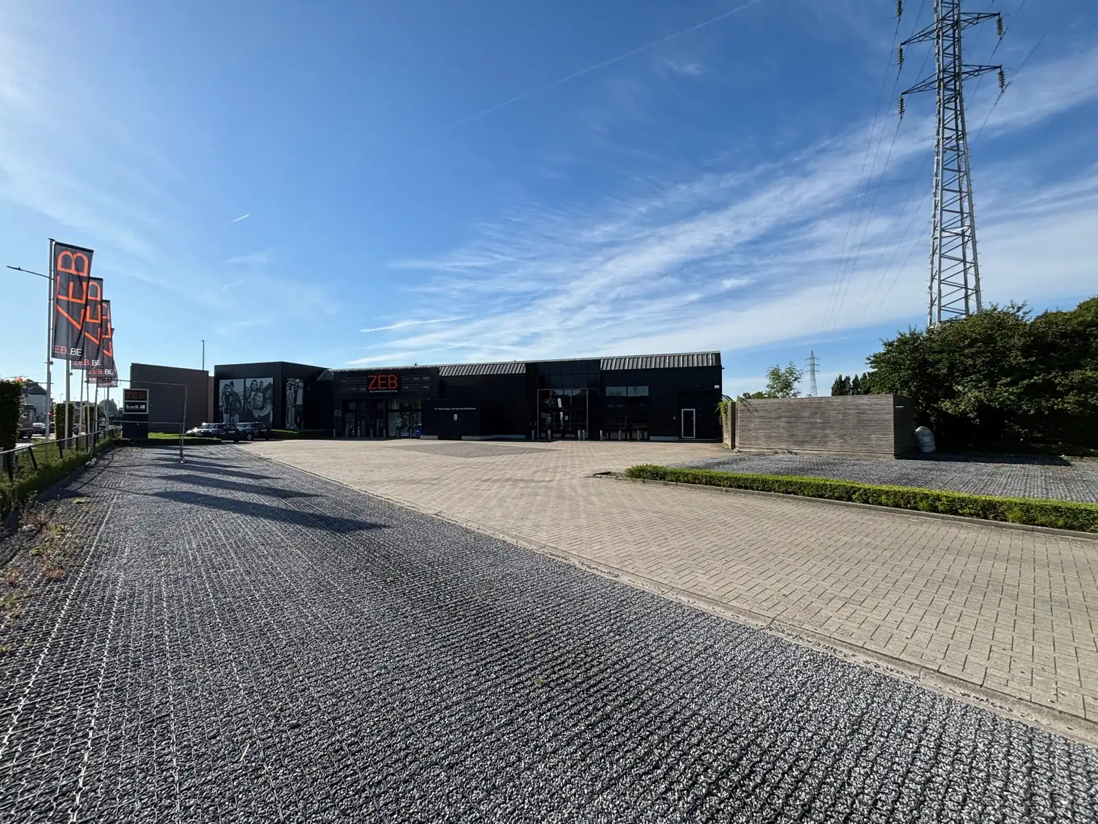Winkelpand met showroom & magazijn te huur – Lier (1.000 m²) foto 12