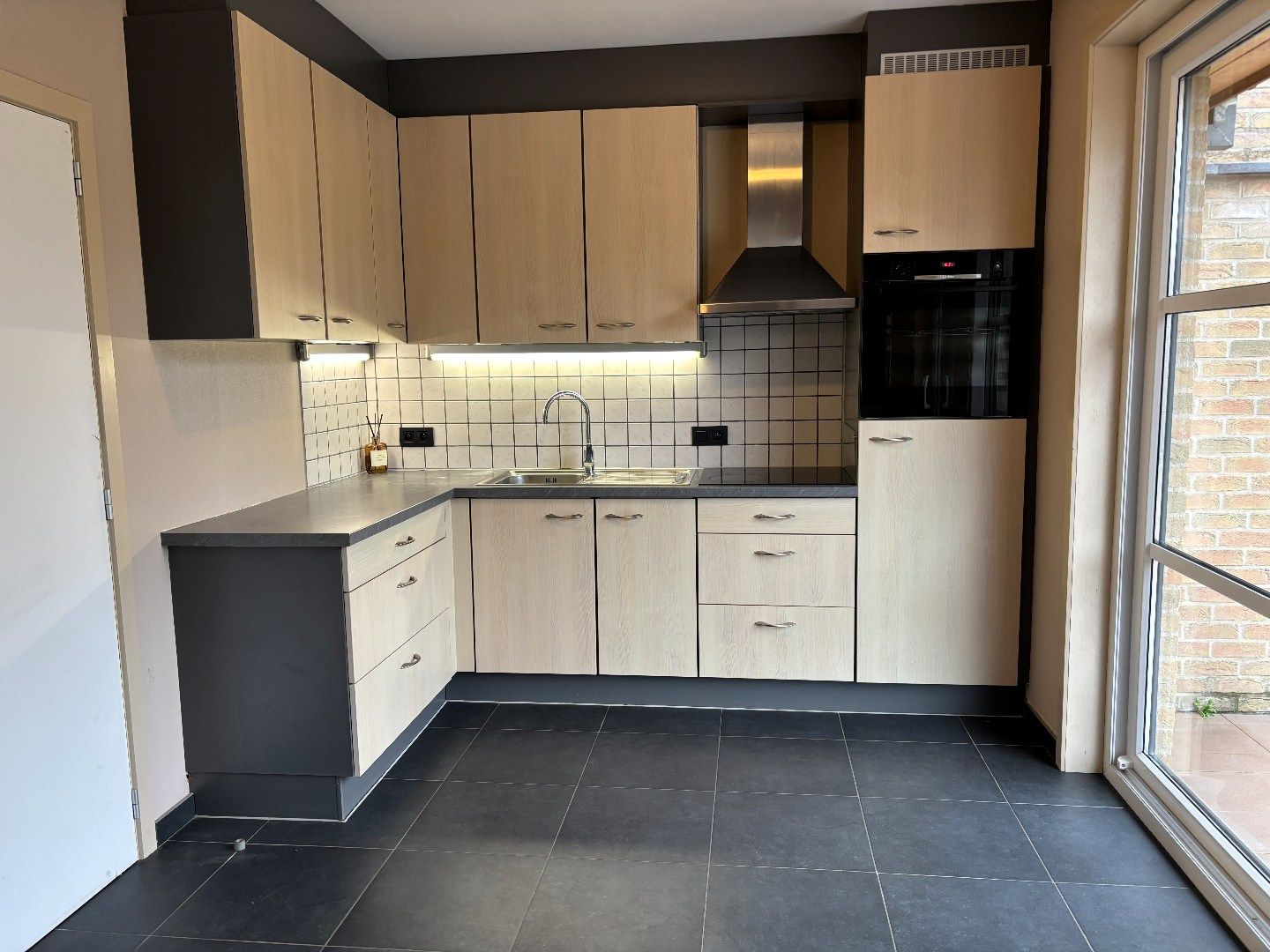 Leuke woning met 3 slaapkamers, garage en tuin! foto 5
