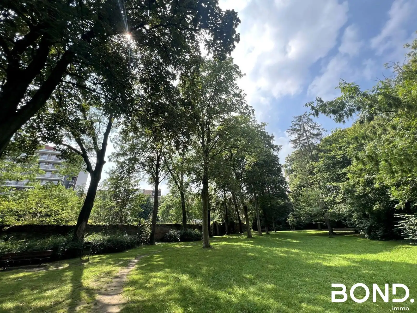 Instapklaar 3-slaapkamerappartment met parking in Leuven foto 3