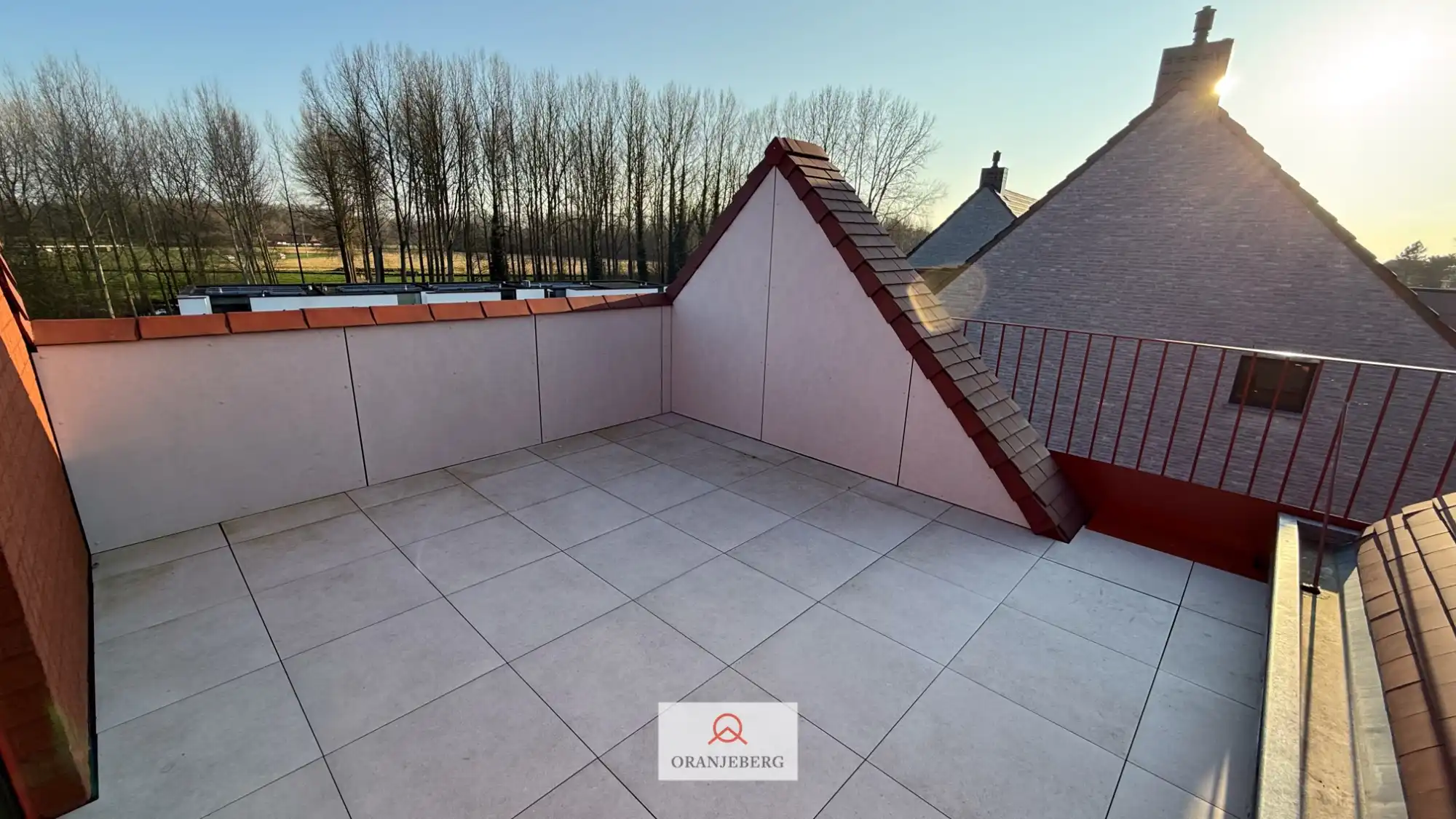 Nieuwbouw penthouse met terras foto 3