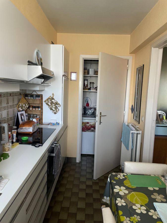 Twee-slpk-APPARTEMENT + GARAGE foto 11