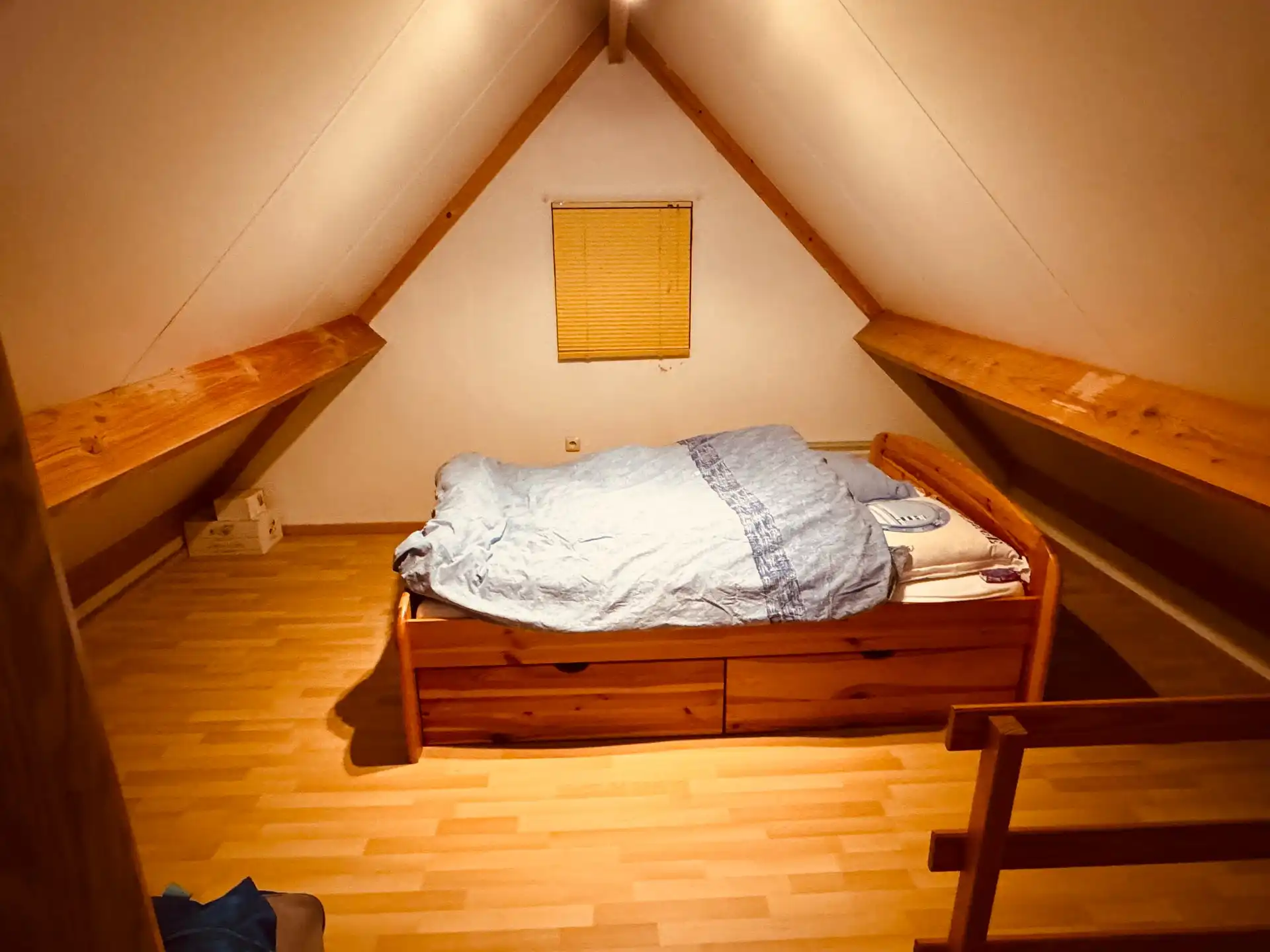 Mooi onderhouden visserswoning nabij het centrum van De Haan. foto 11