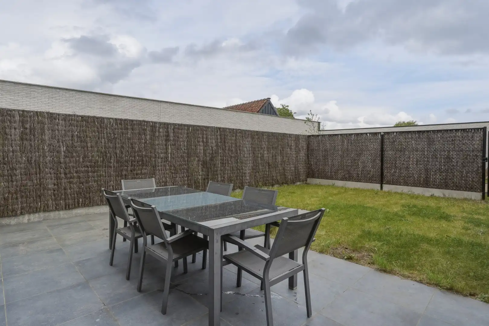 Instapklaar en energiezuinig gelijkvloers appartement met tuin  foto 6