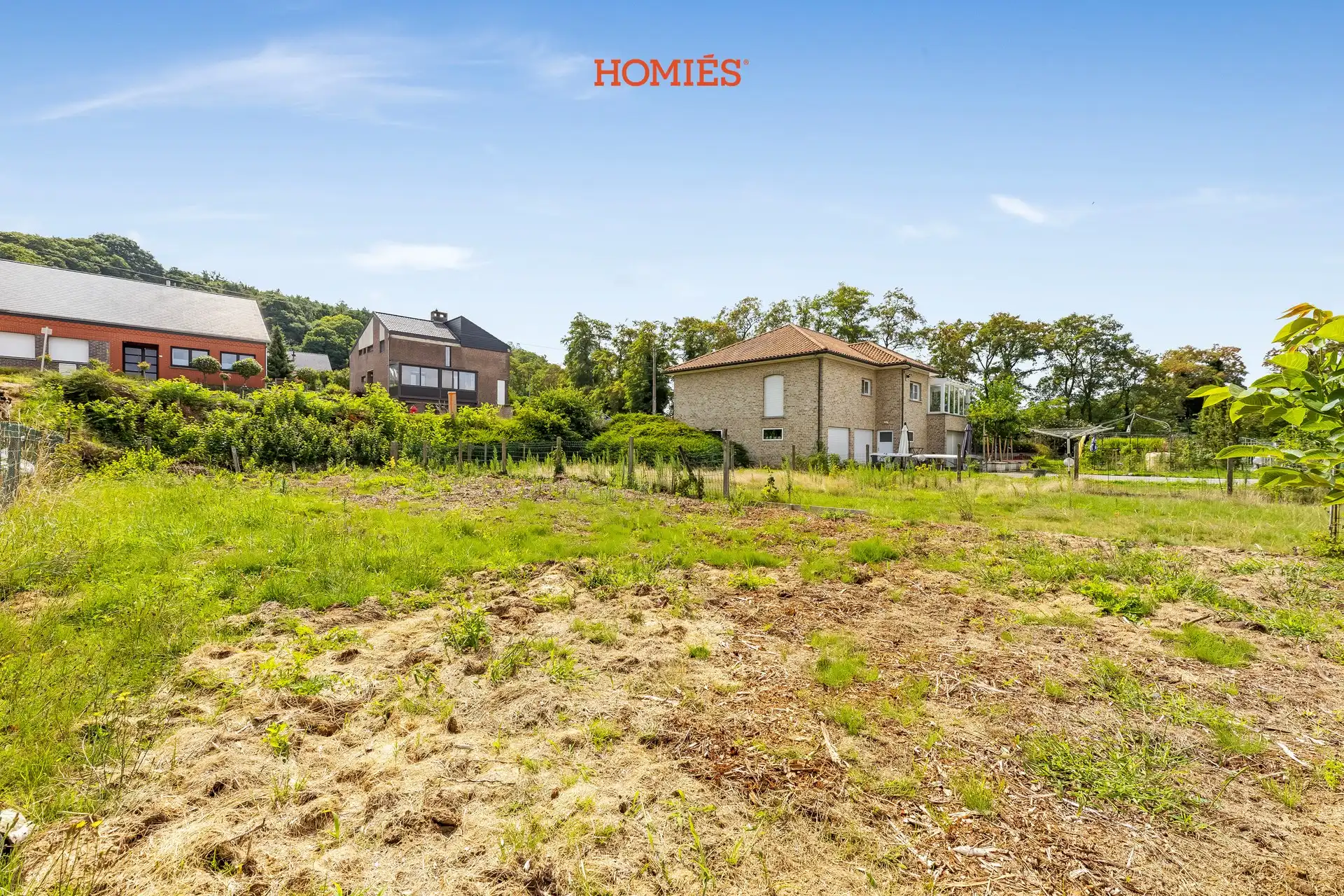 Bouwgrond in verkeersluwe straat foto 6