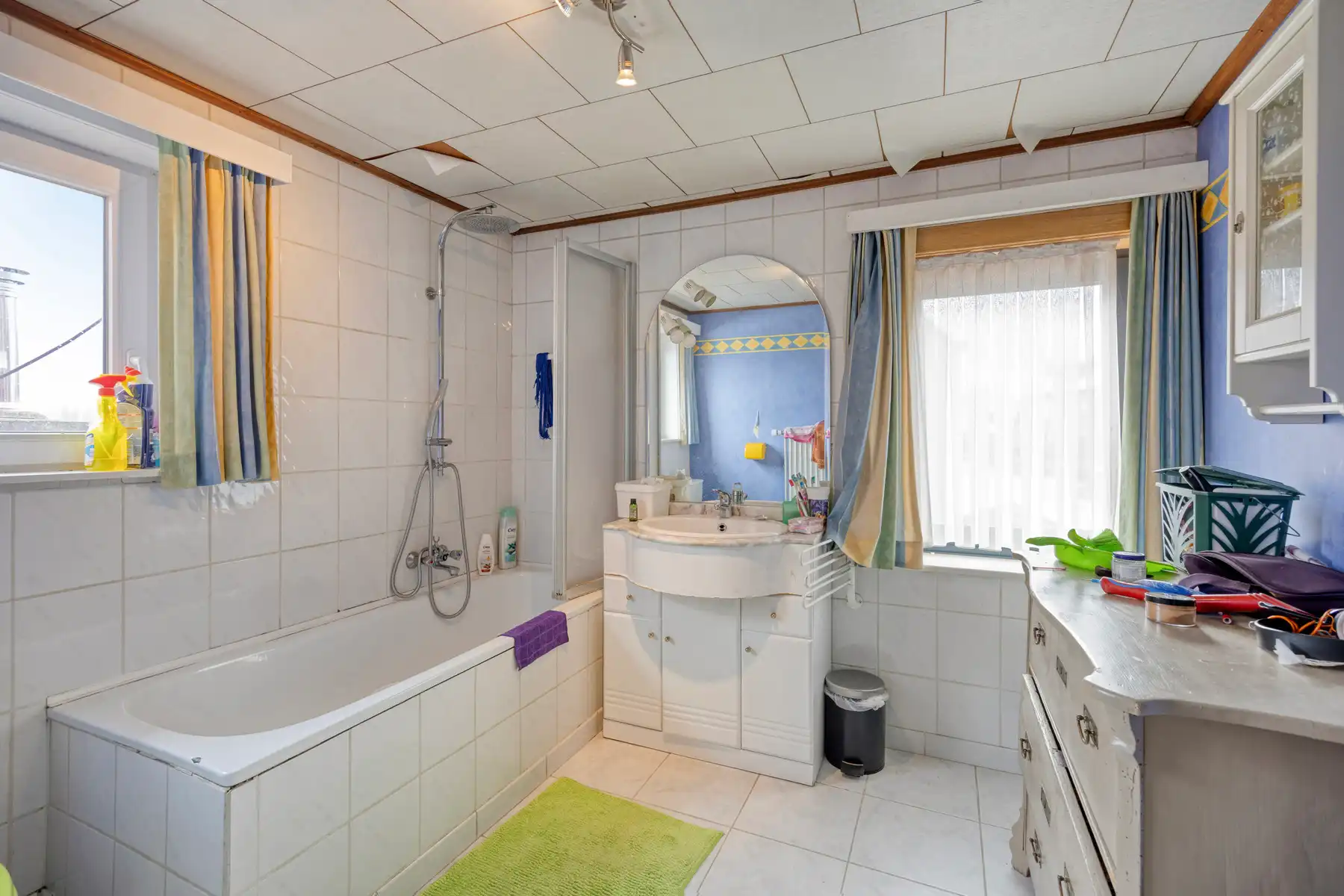 veelzijdig handelshuis met woonst en appartement foto 12
