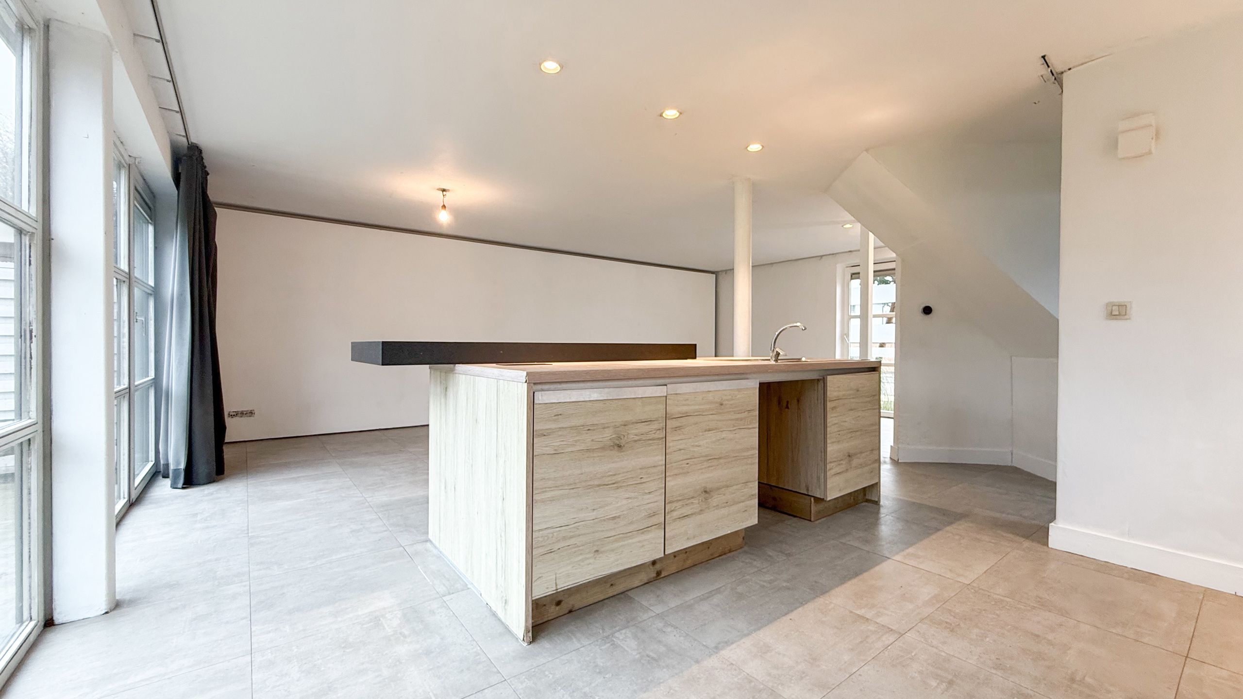 Te renoveren woning met grote tuin in doodlopende straat! foto 20