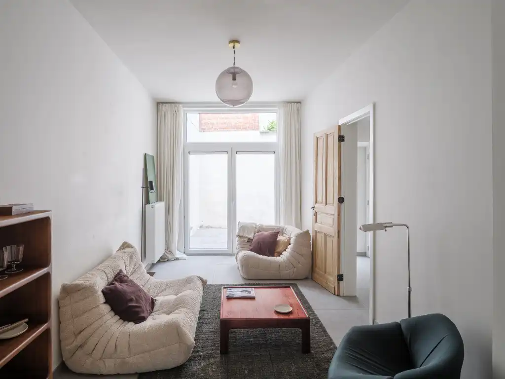 Instapklare, lichtrijke woning met 3 slaapkamers en buitenruimte in Centrum Gent. foto 2