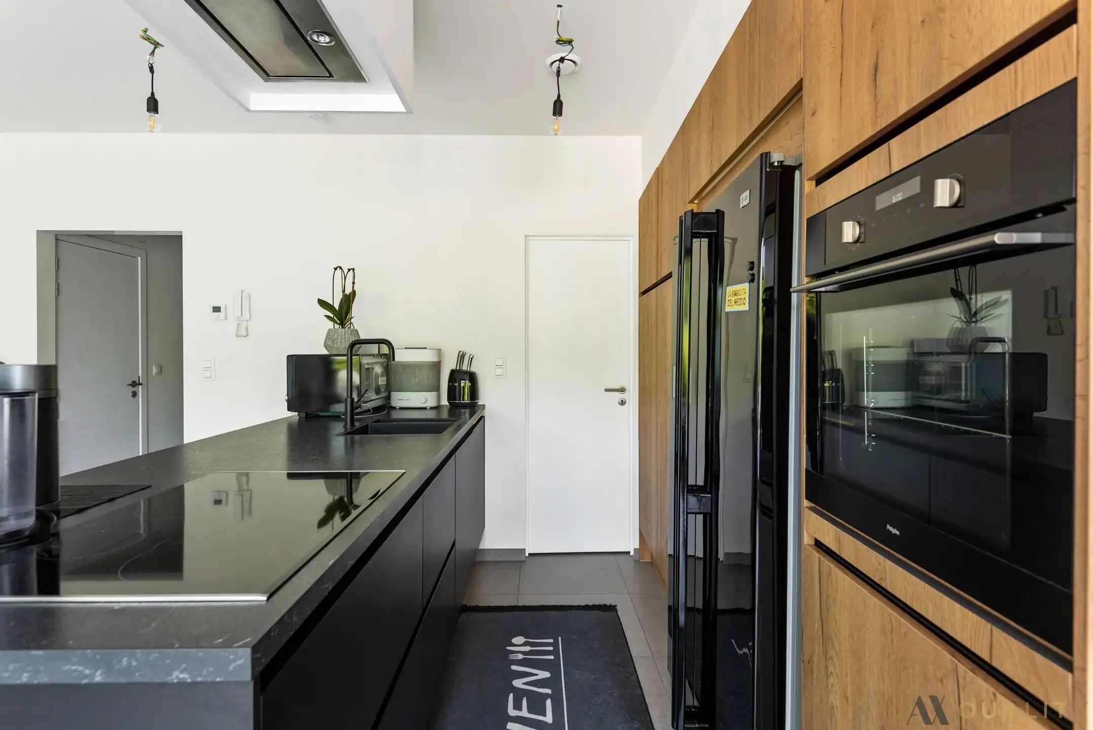 2-slaapkamer appartement met ruim terras foto 6