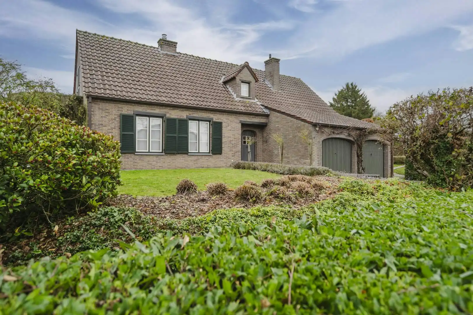 Schitterende villa te koop in Bellegem foto {{pictureIndex}}