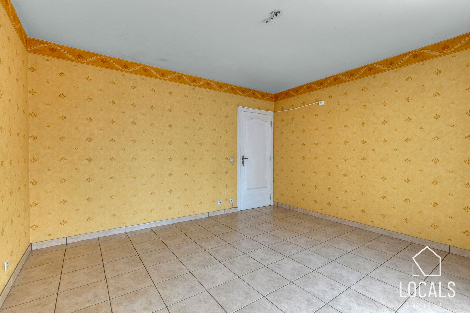 Appartement met staanplaats en 2 slaapkamers in het centrum foto 8
