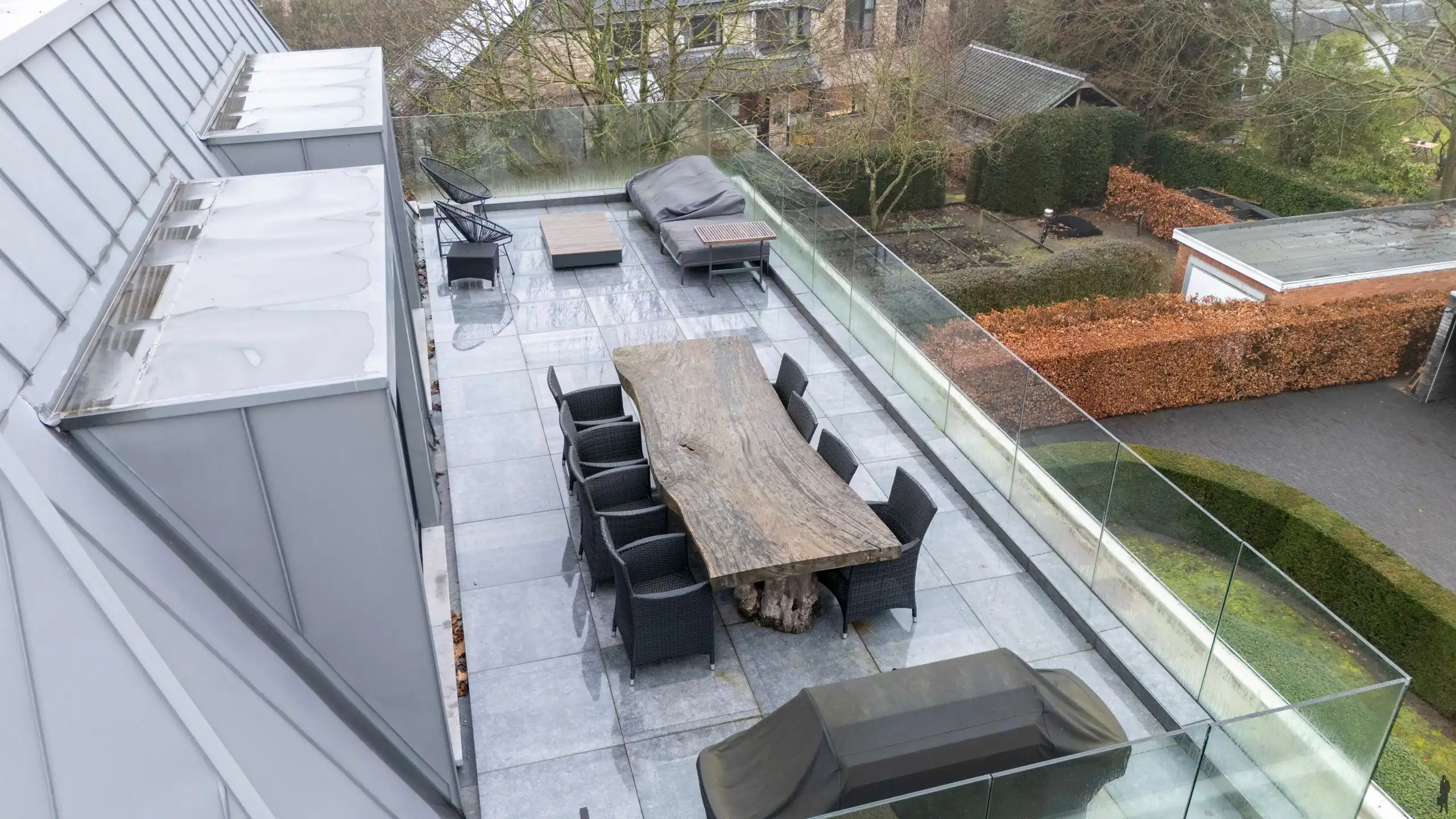 Stijlvol appartement op tweede verdieping met royaal terras foto 22