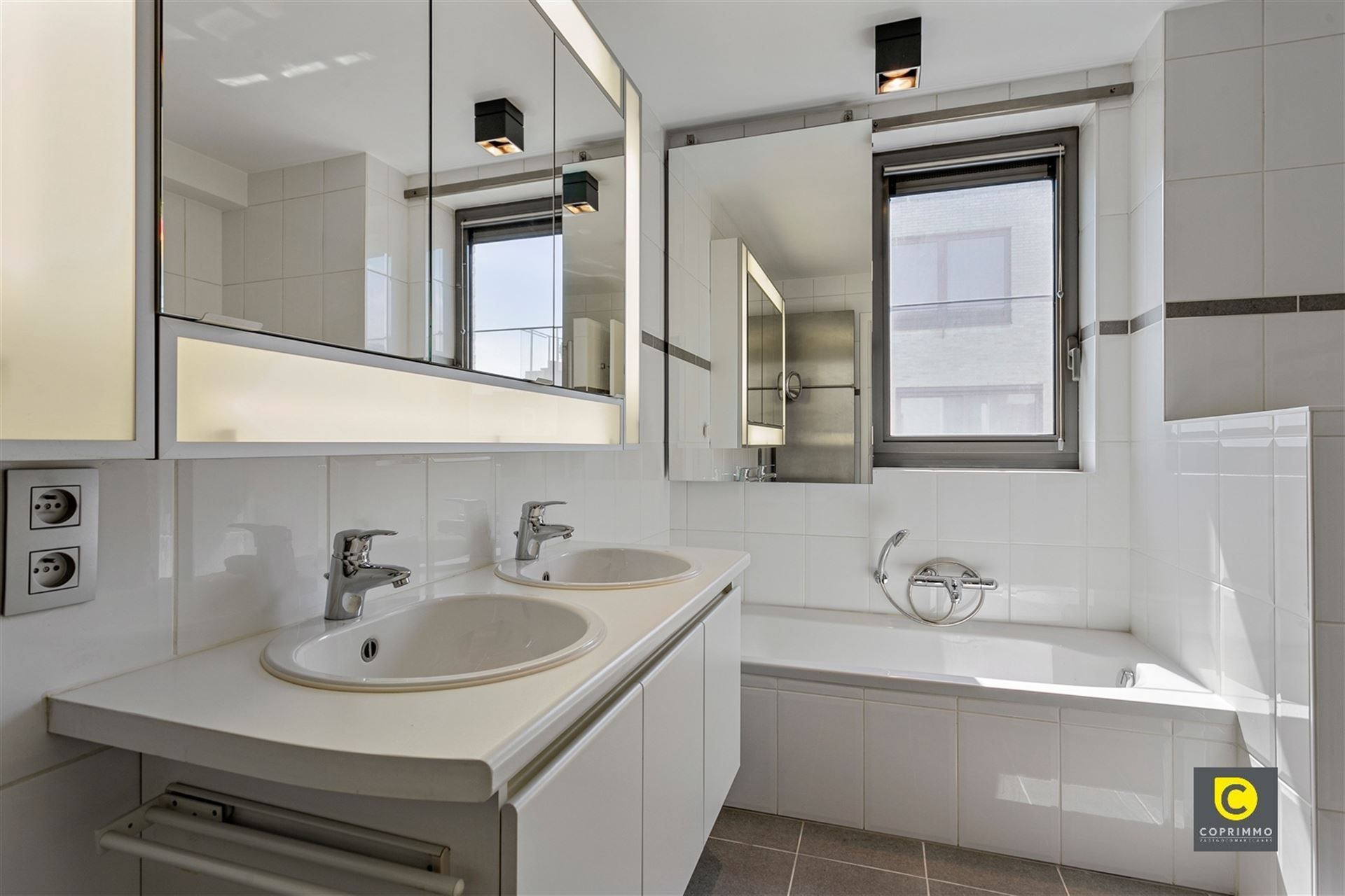 Luxueus hoekappartement op toplocatie! foto 10