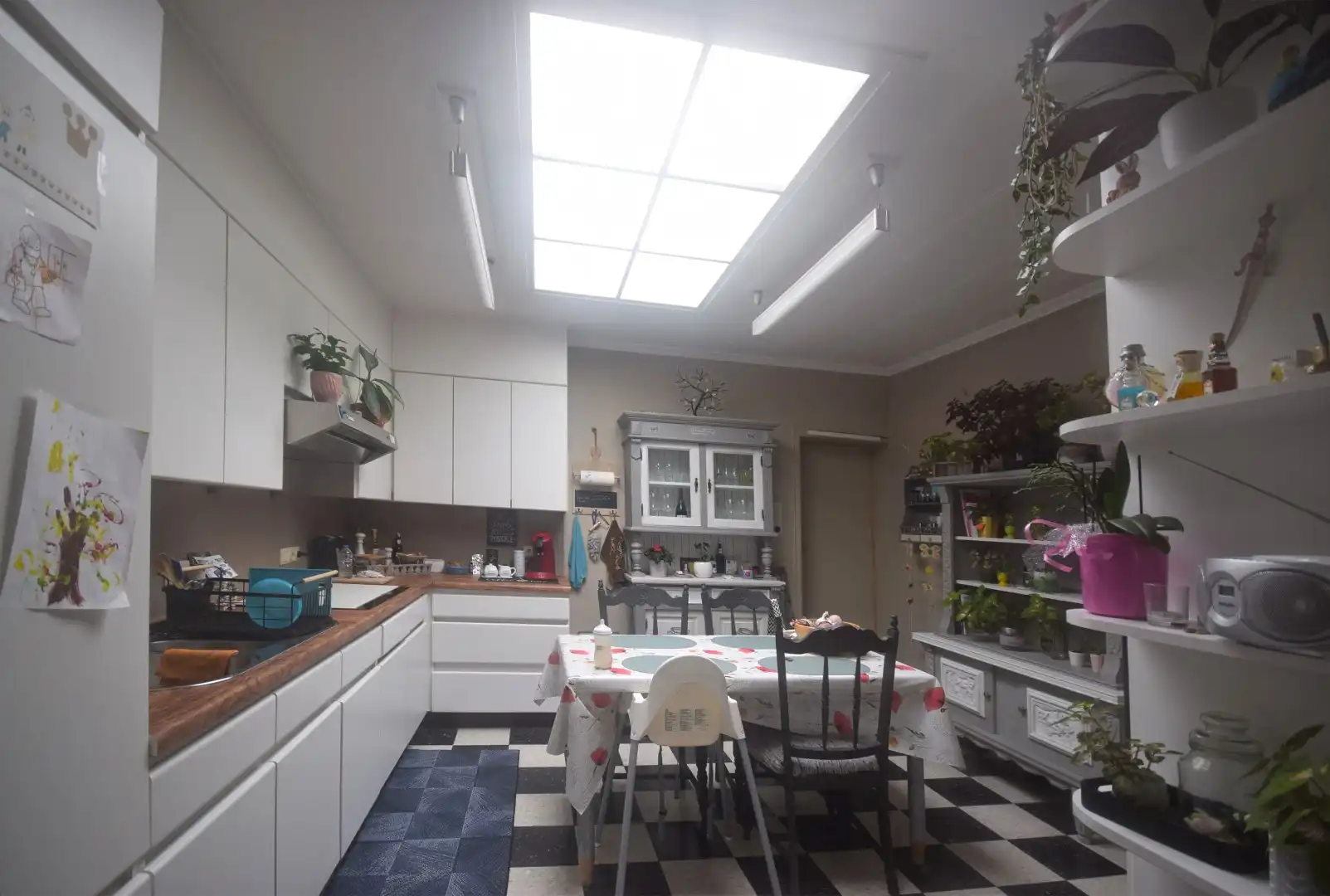 Mooie rijwoning in Ardooie - met achterliggende garage foto 5