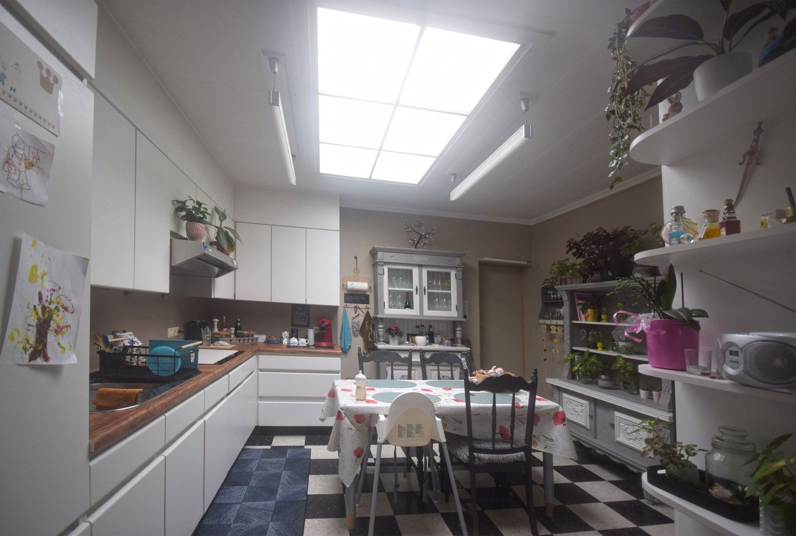 Mooie rijwoning in Ardooie - met achterliggende garage foto 5