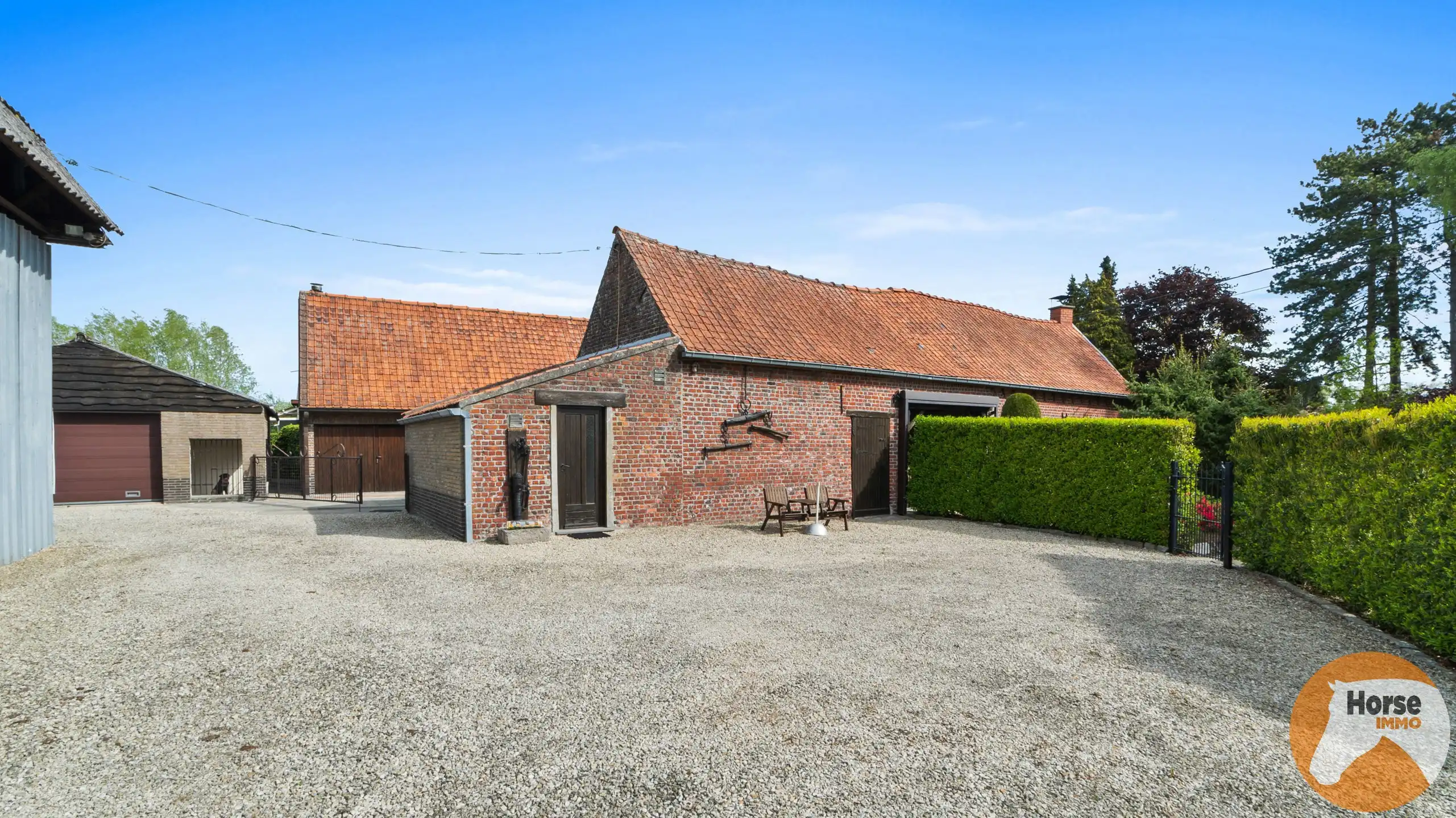 RONSE - Charmante hoeve op 1,16 ha met bijgebouw foto 31