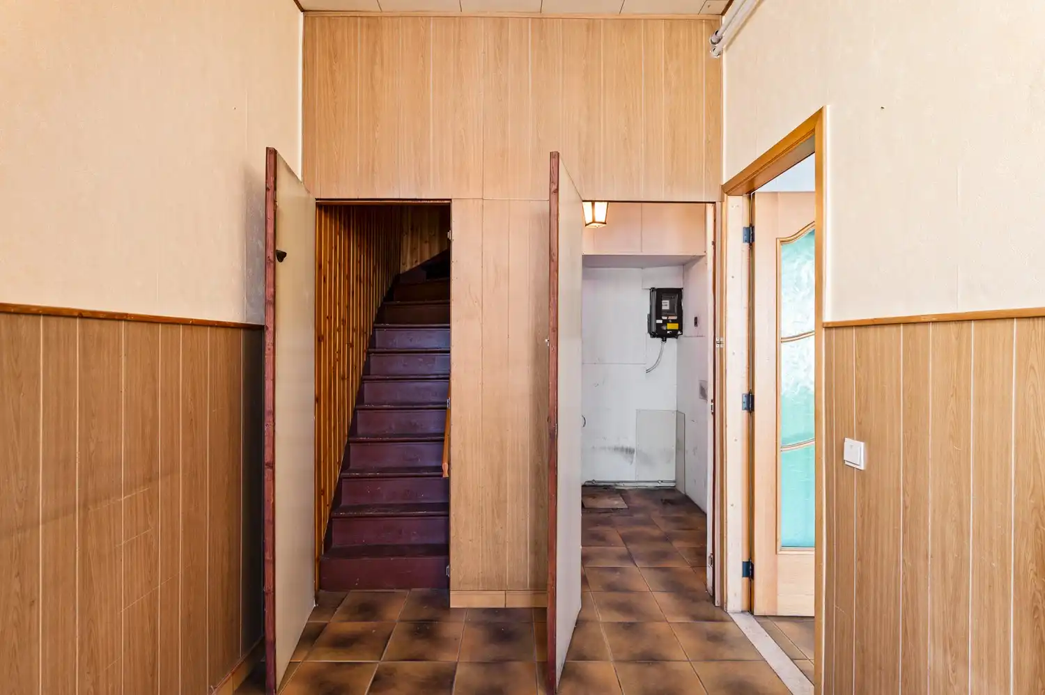 Te renoveren woning met potentieel op toplocatie in Brasschaat foto 2